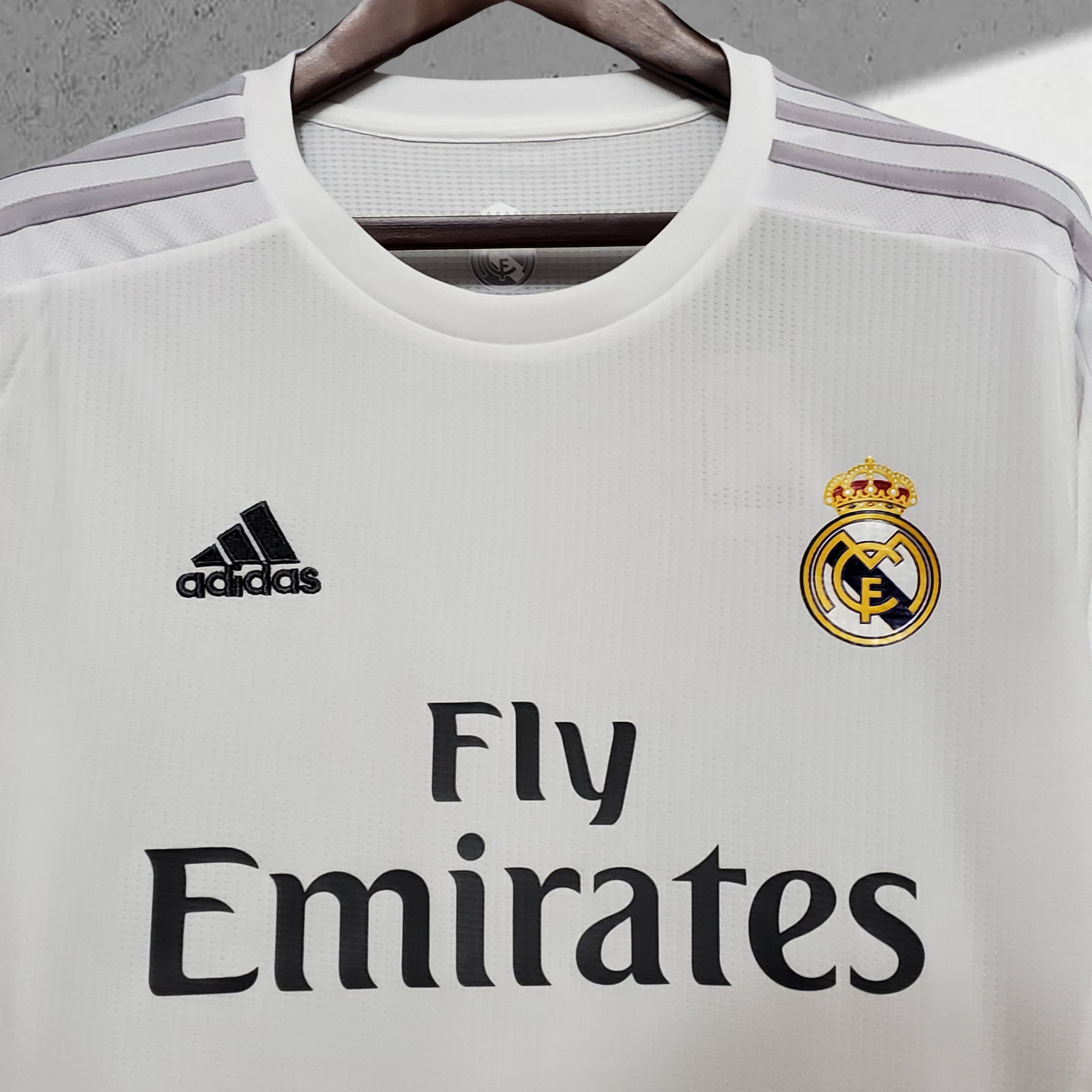 Real Madrid 2015–2016 hjemmedrakt