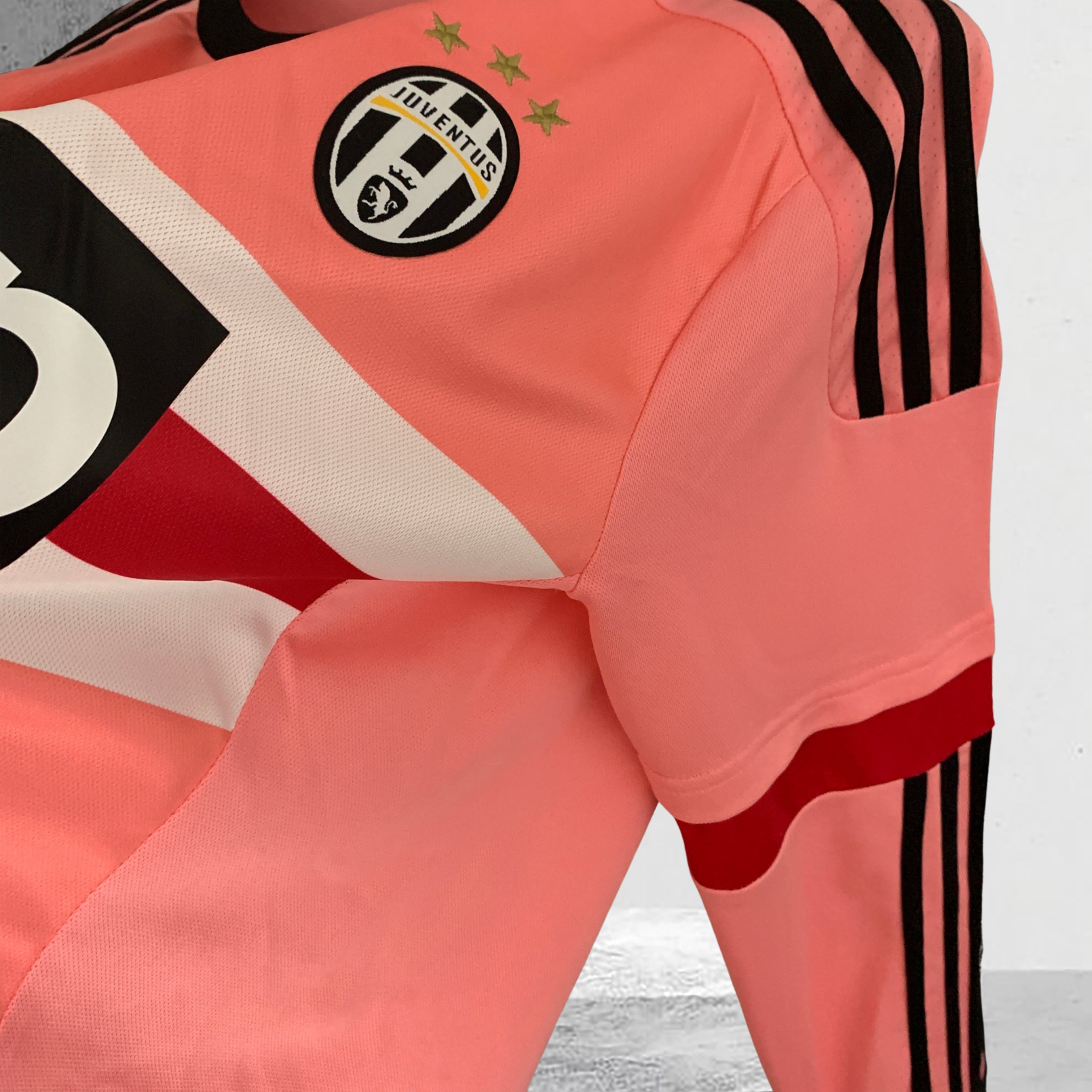 Juventus 2015–2016 Bortedrakt Langermet