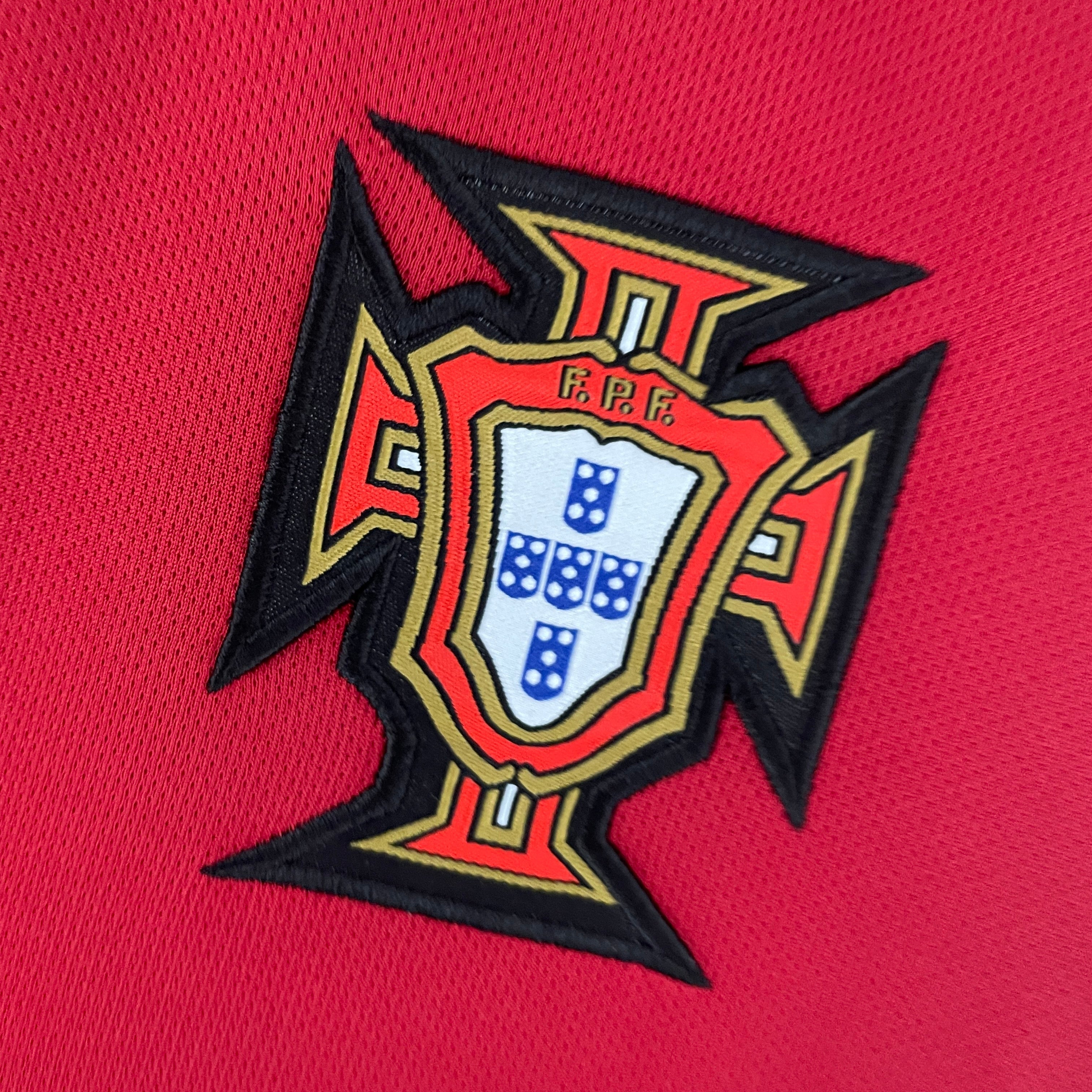 Portugals VM 2006 Hjemmedrakt