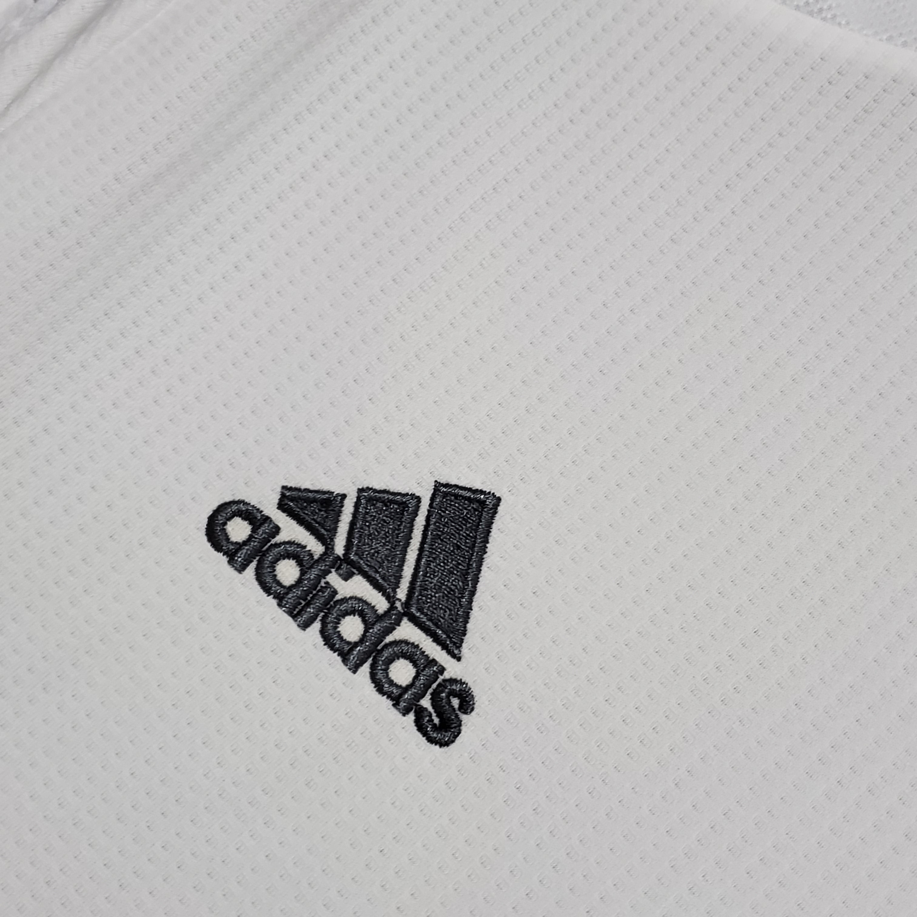 Real Madrid 2015–2016 hjemmedrakt