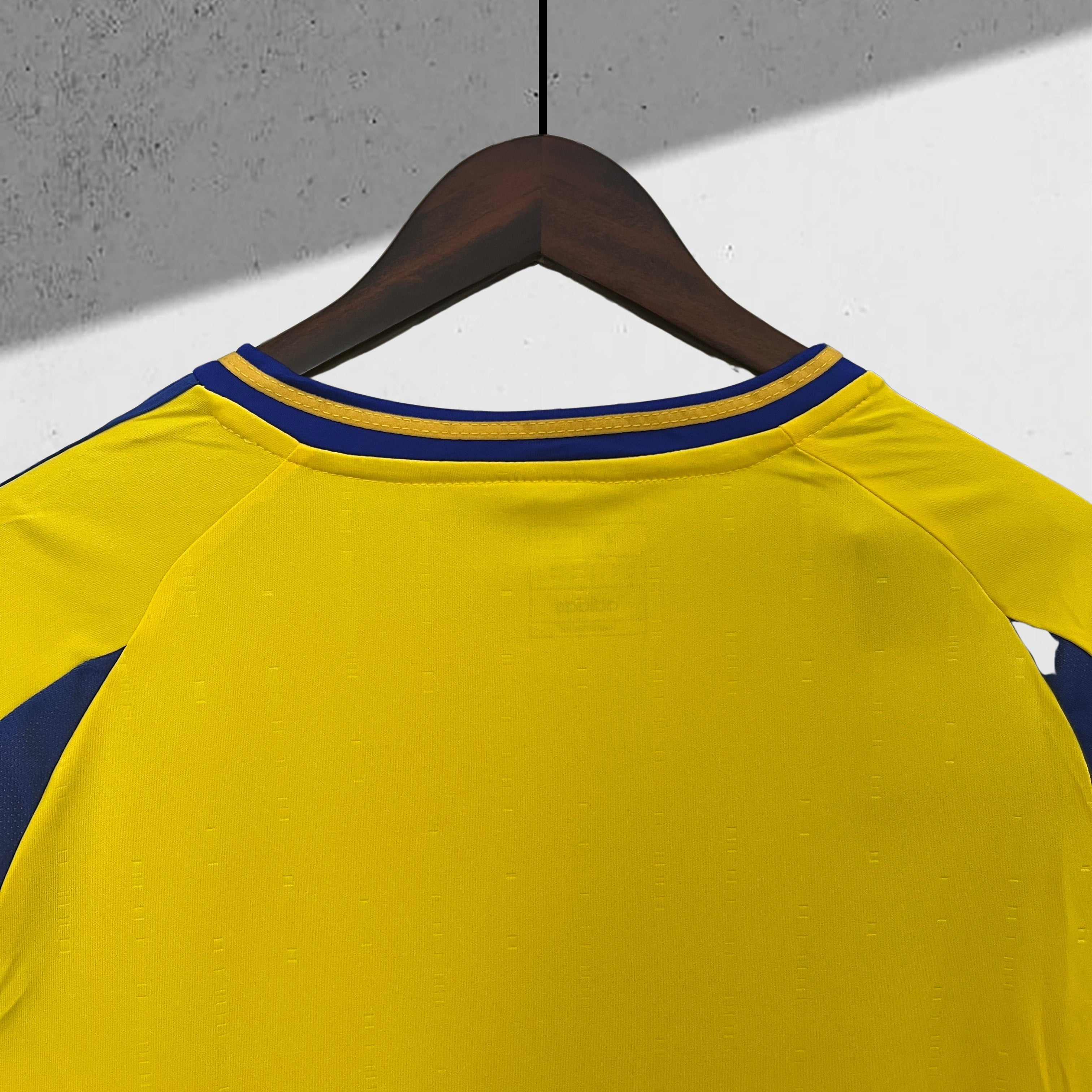 Al Nassr 2024–2025 Hjemmedrakt