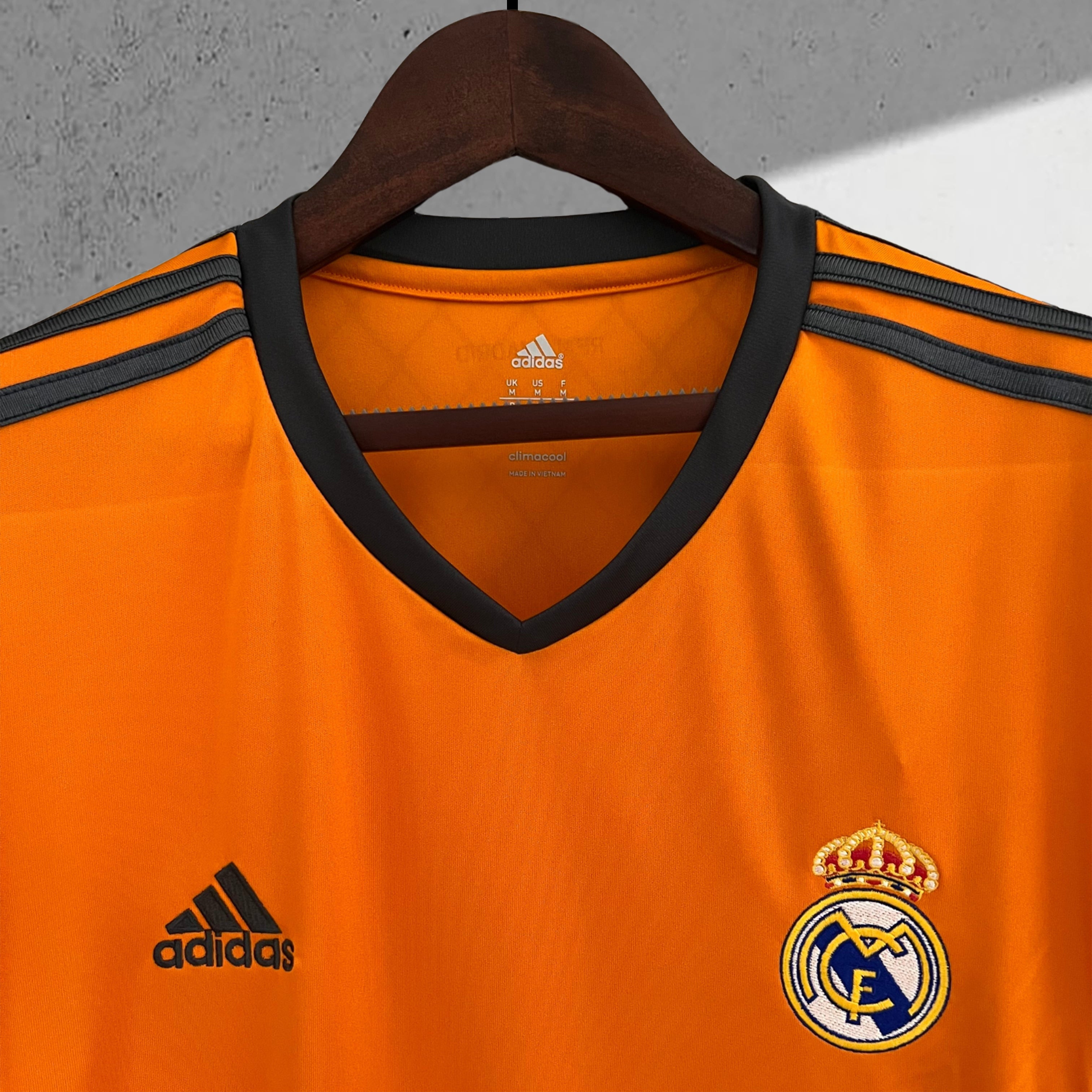 Real Madrid 2013–2014 Tredjedrakt