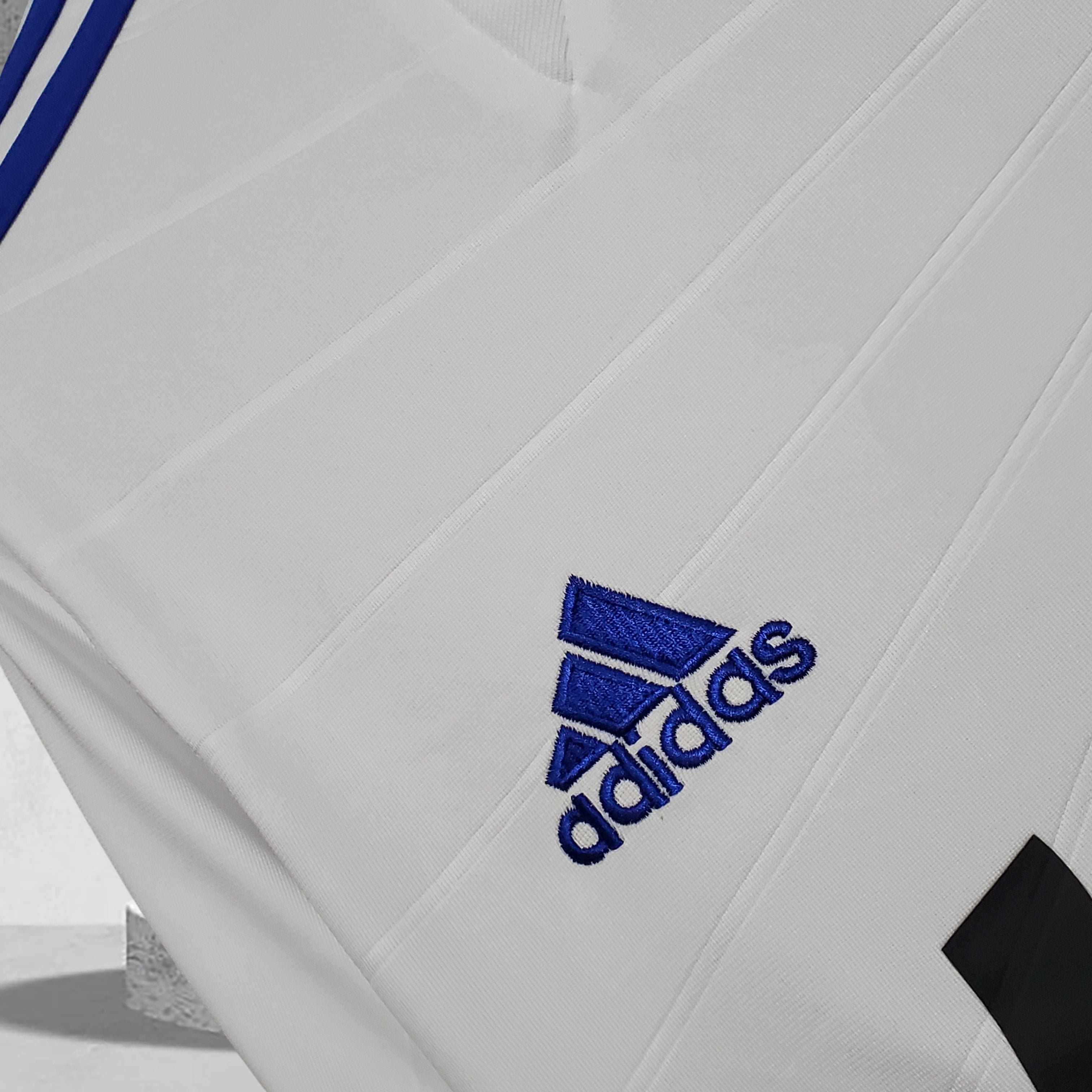 Real Madrid 2010–2011 Hjemmedrakt Langermet