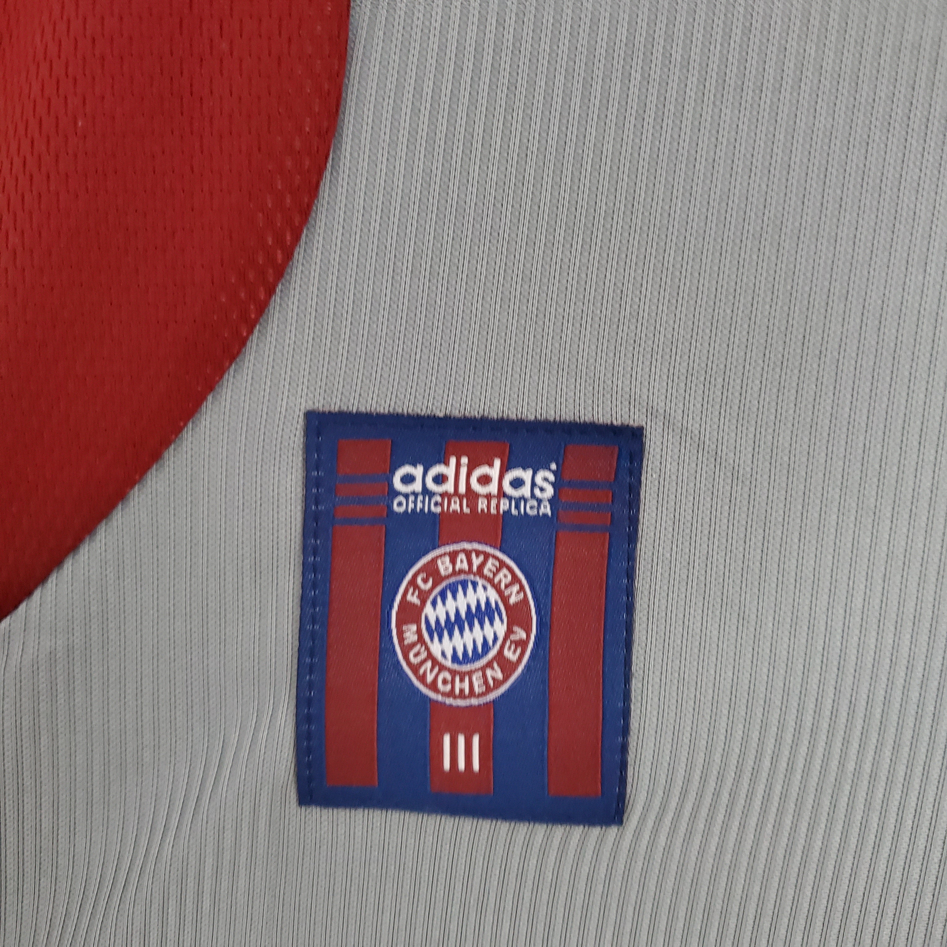 Bayern München 1998–1999 Bortedrakt