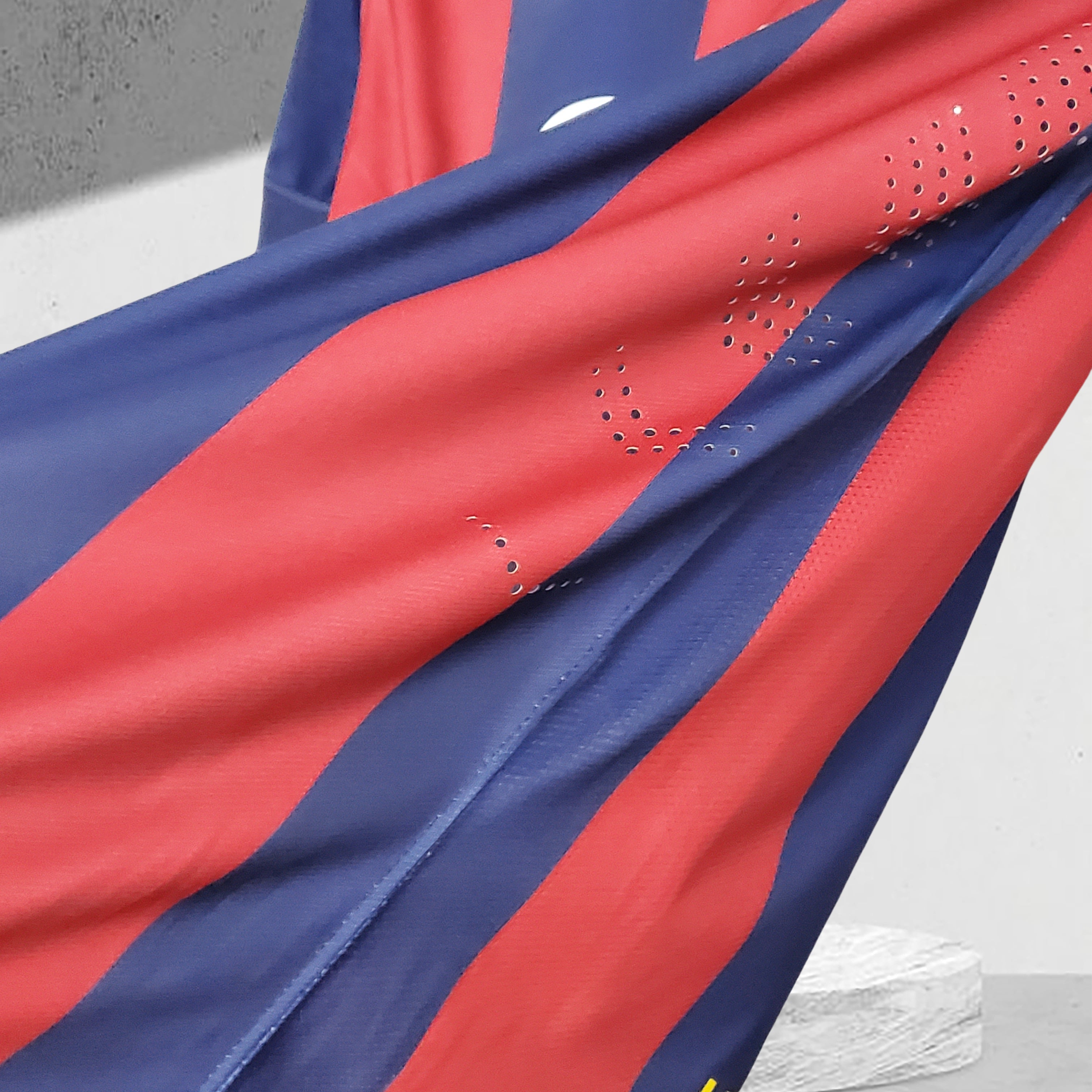 Barcelona 2014–2015 Hjemmedrakt