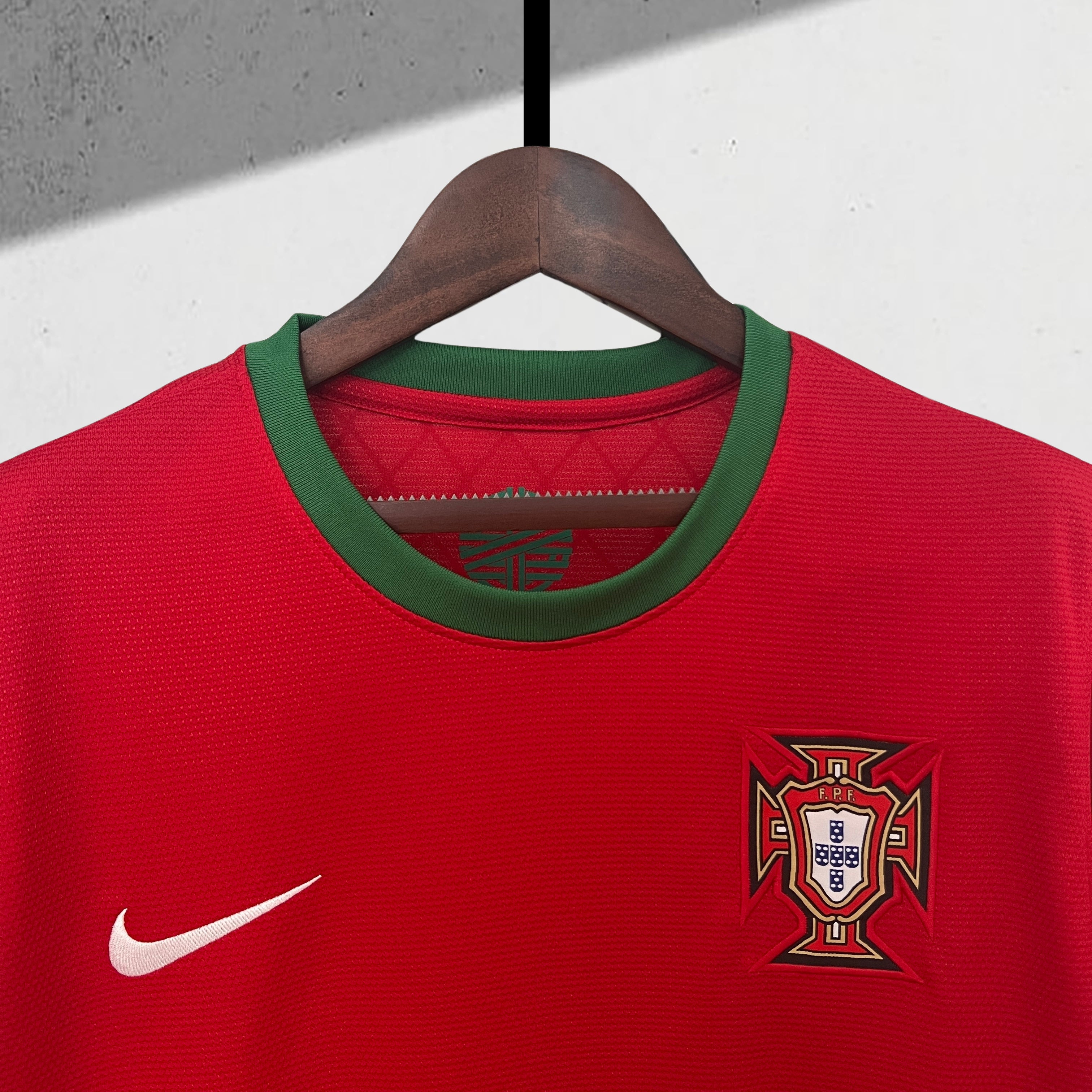Portugals EM 2012 Hjemmedrakt