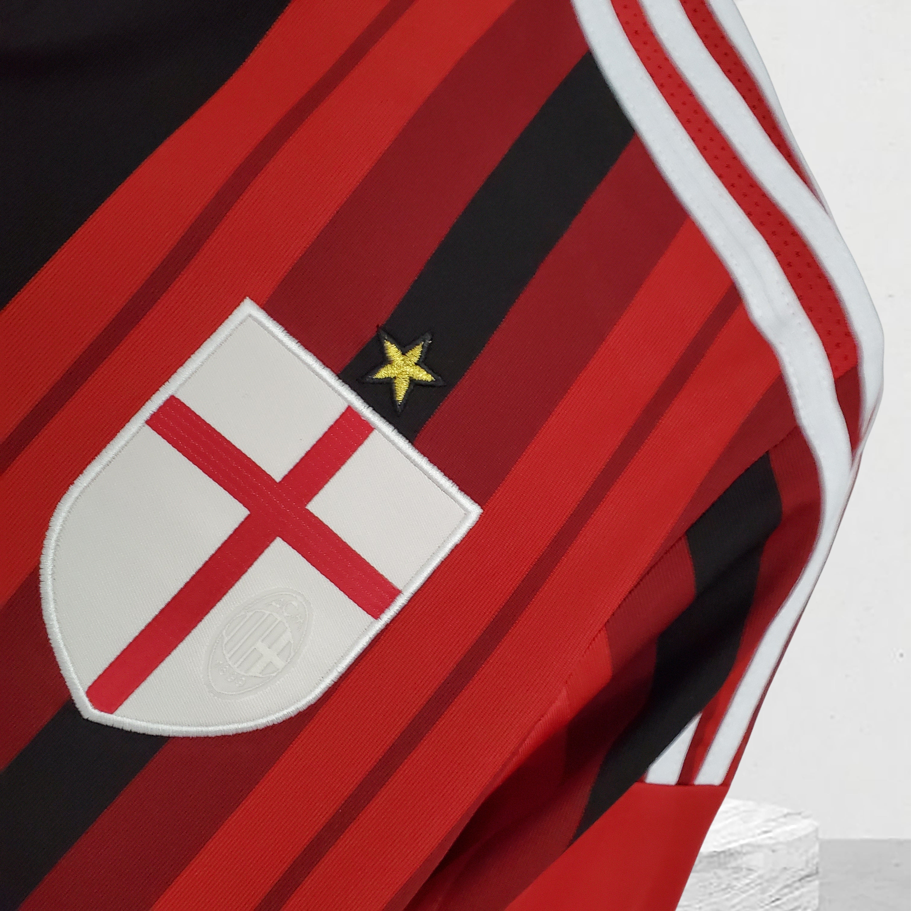 AC Milan 2014–2015 Hjemmedrakt