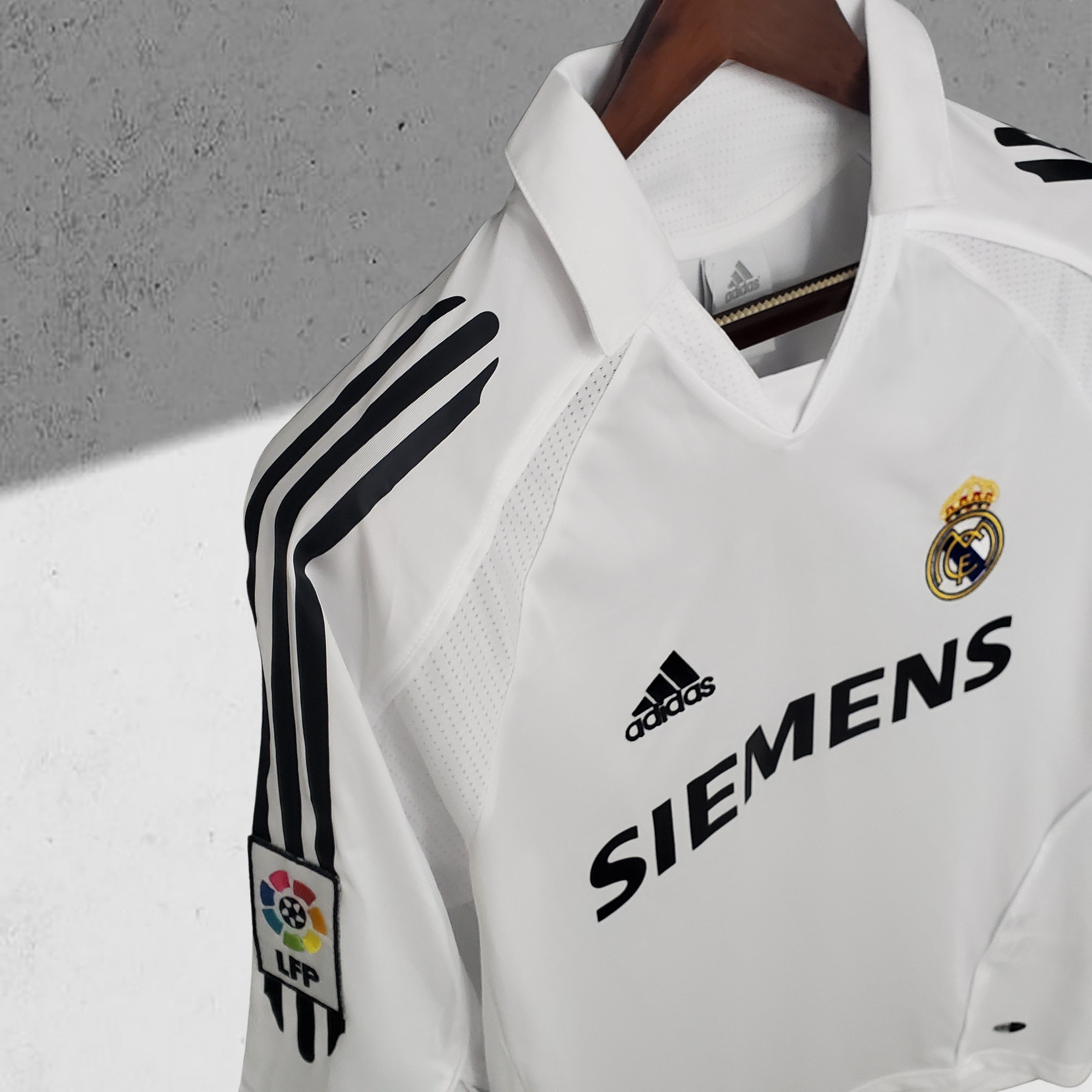 Real Madrid 2005–2006 Hjemmedrakt