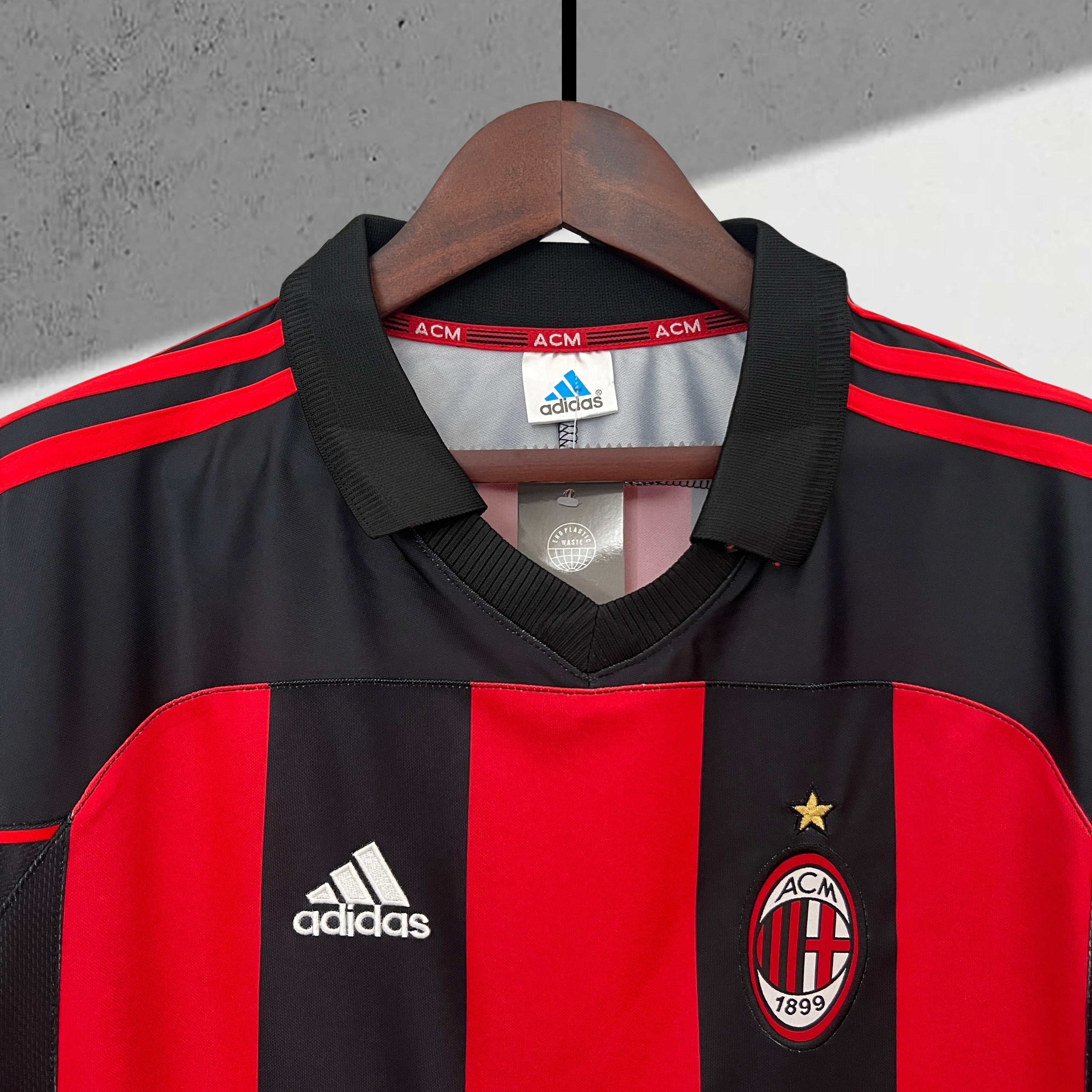 AC Milan 2000–2001 Hjemmedrakt