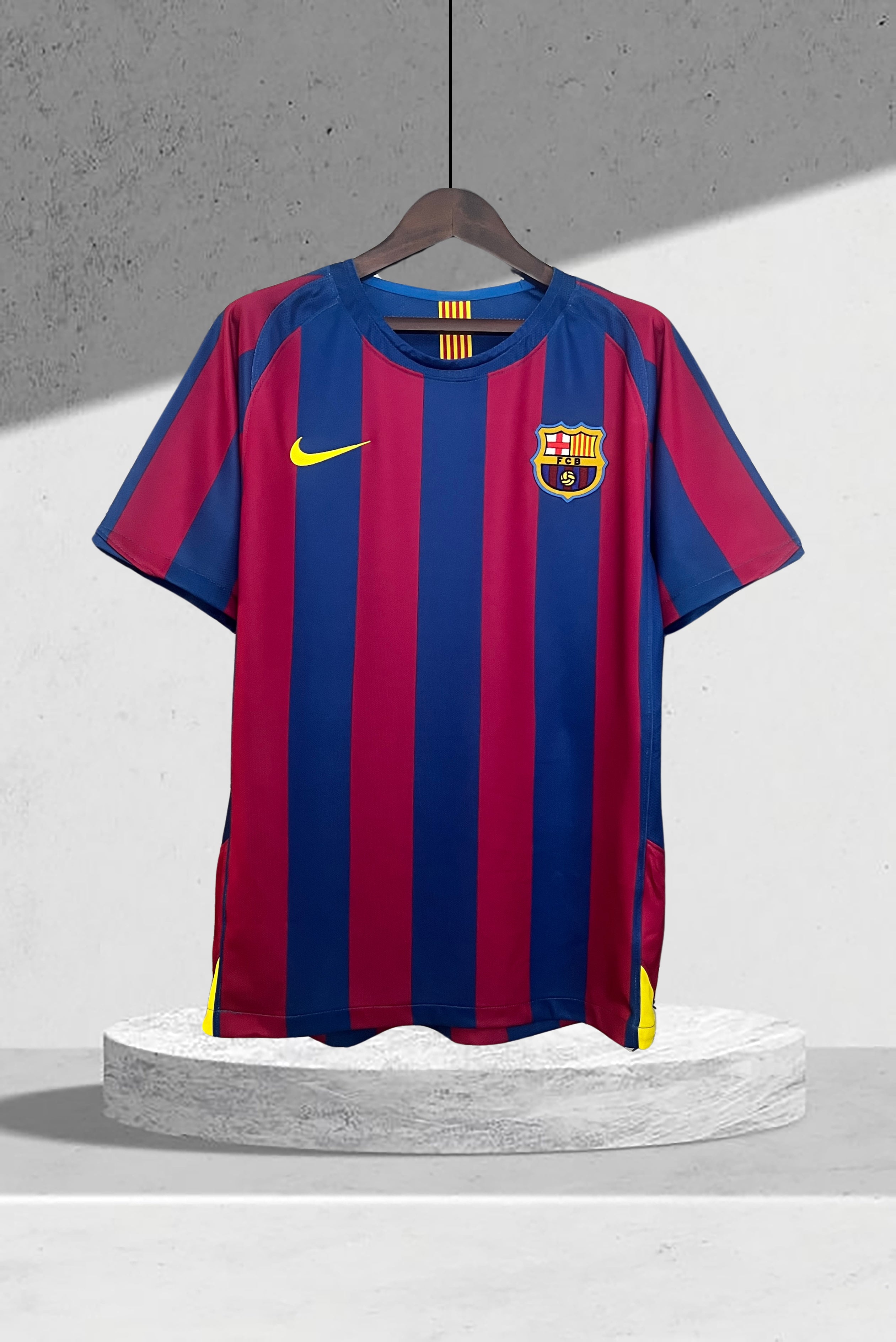 Barcelona 2005–2006 Hjemmedrakt
