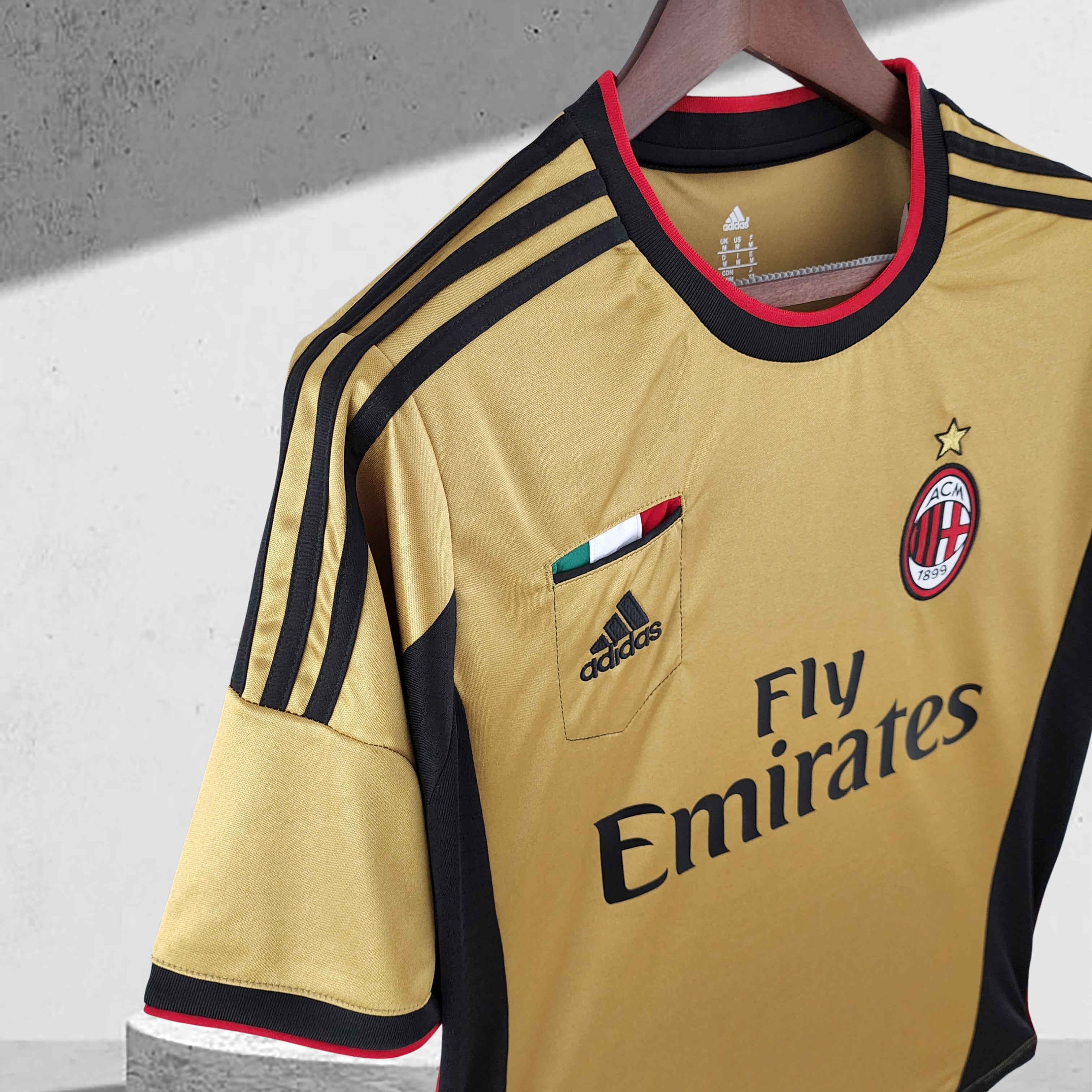 AC Milan 2013–2014 Tredjedrakt