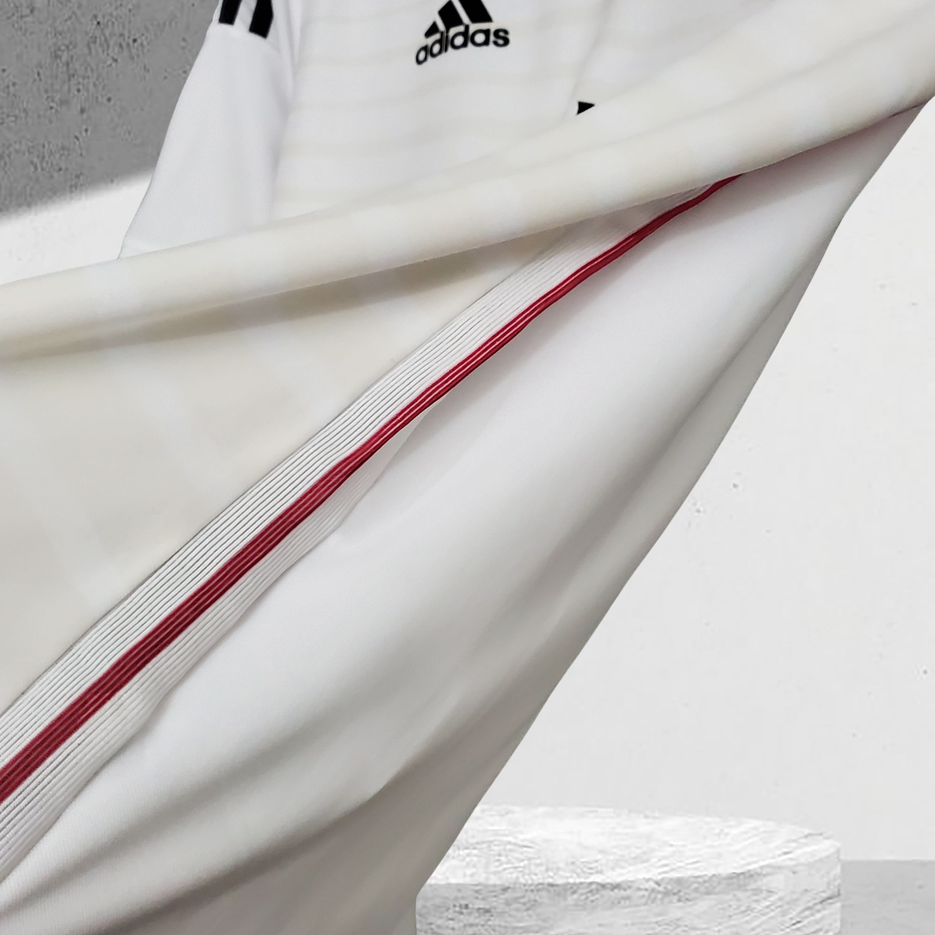 Real Madrid 2014–2015 Hjemmedrakt