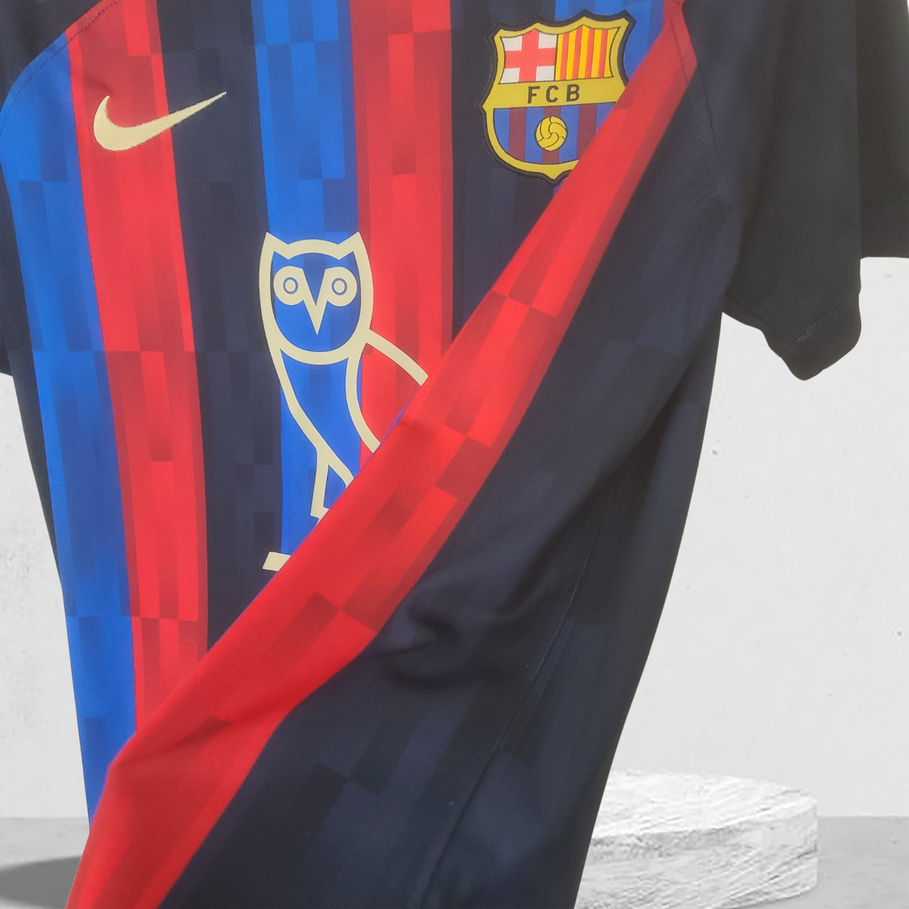 Barcelona 2022–2023 Hjemmedrakt OVO