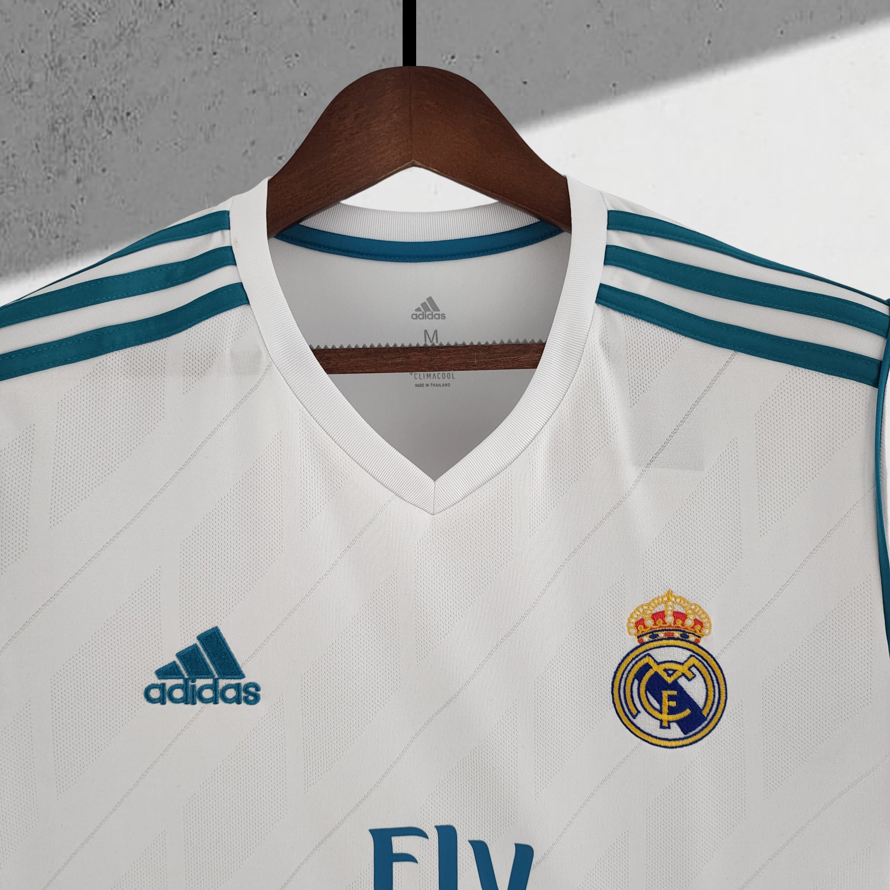Real Madrid 2017–2018 Hjemmedrakt