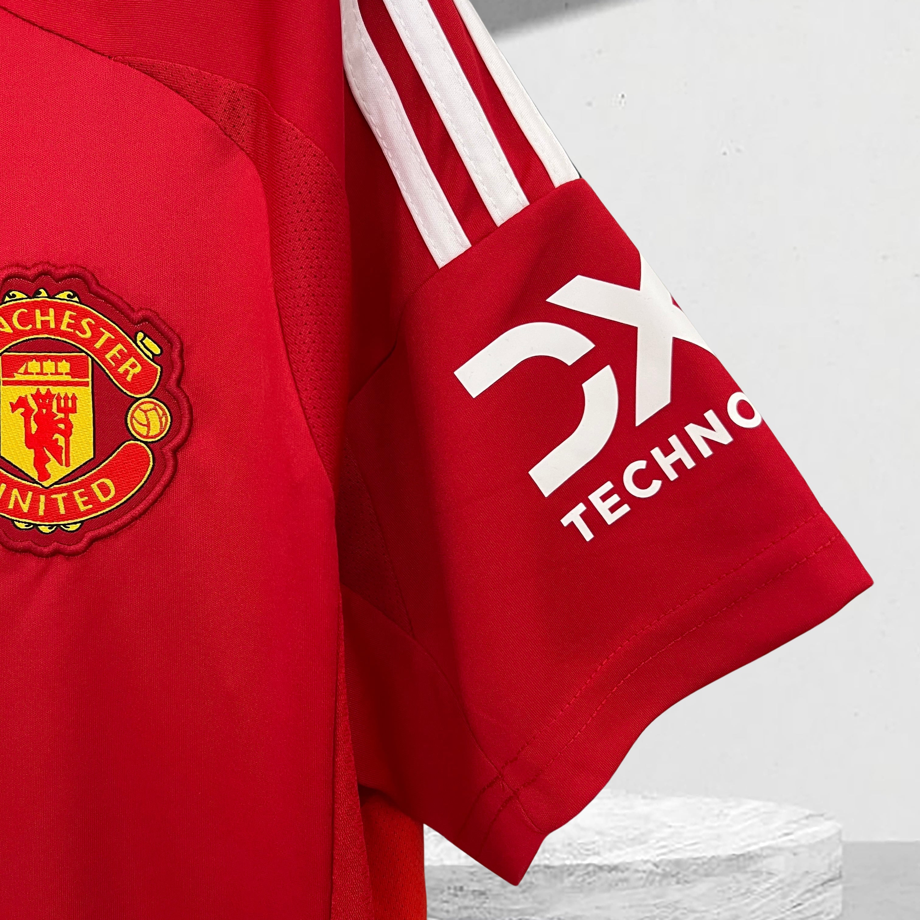 Manchester United 2024–2025 Hjemmedrakt