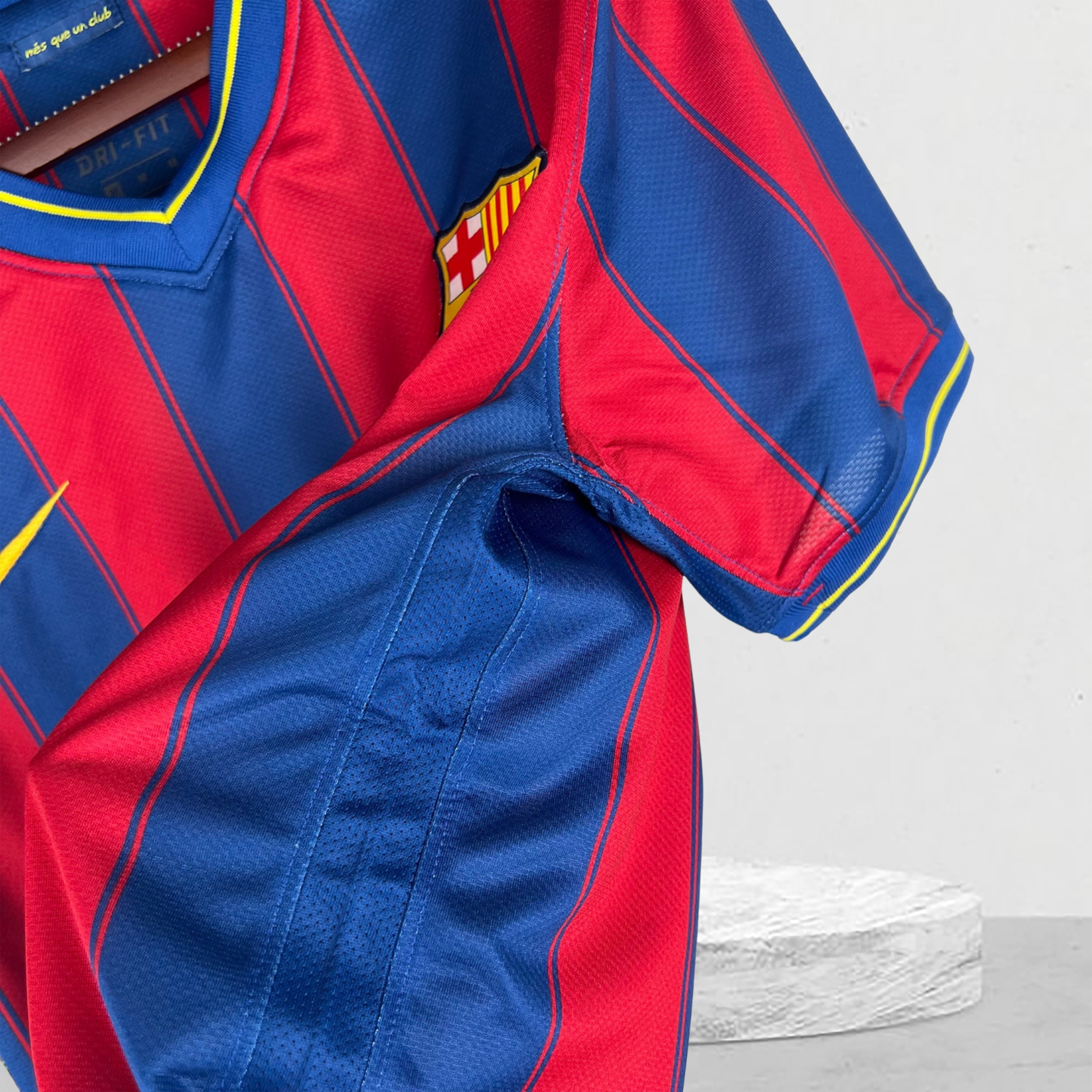 Barcelona 2009–2010 Hjemmedrakt