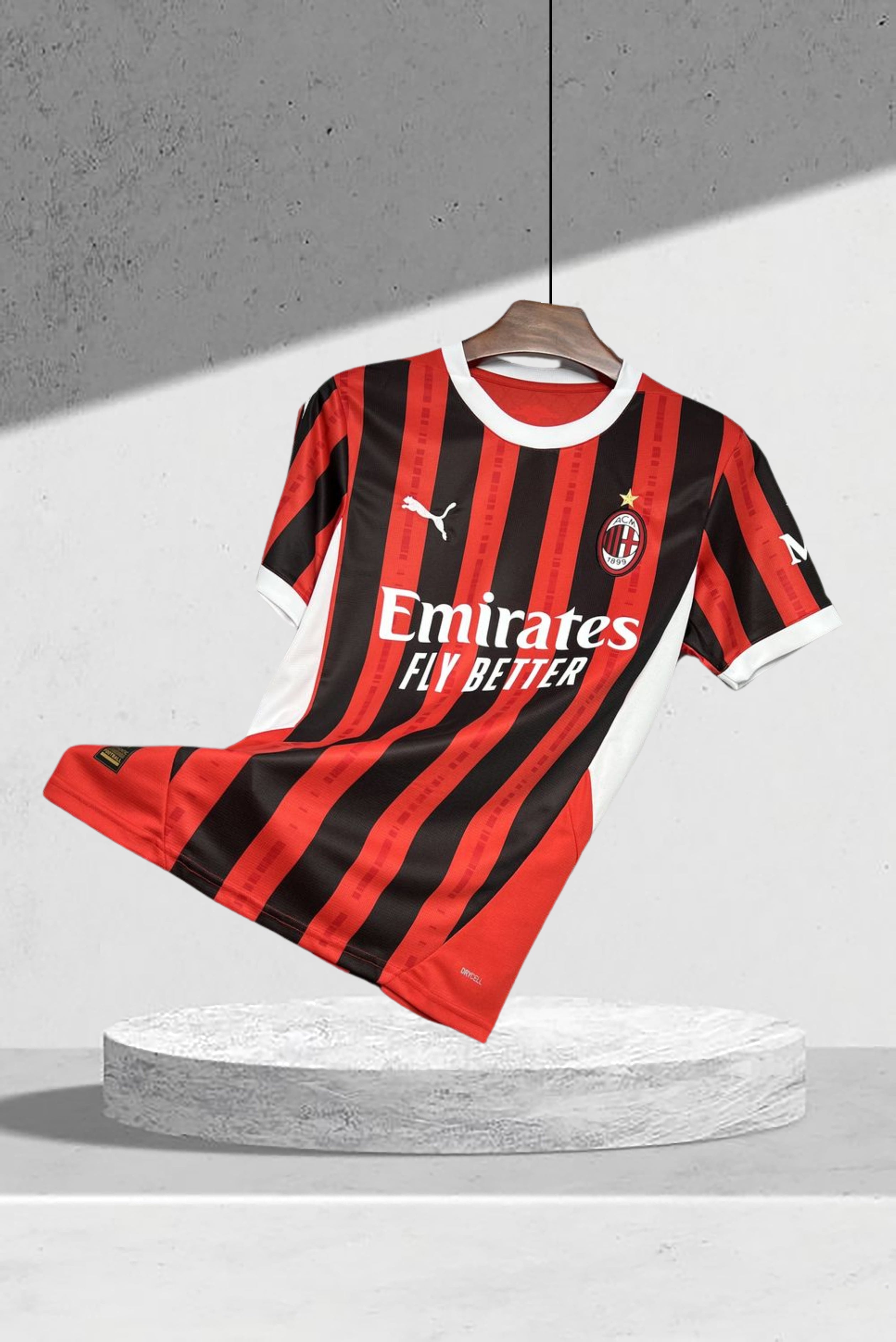 AC Milan 2024–2025 Hjemmedrakt