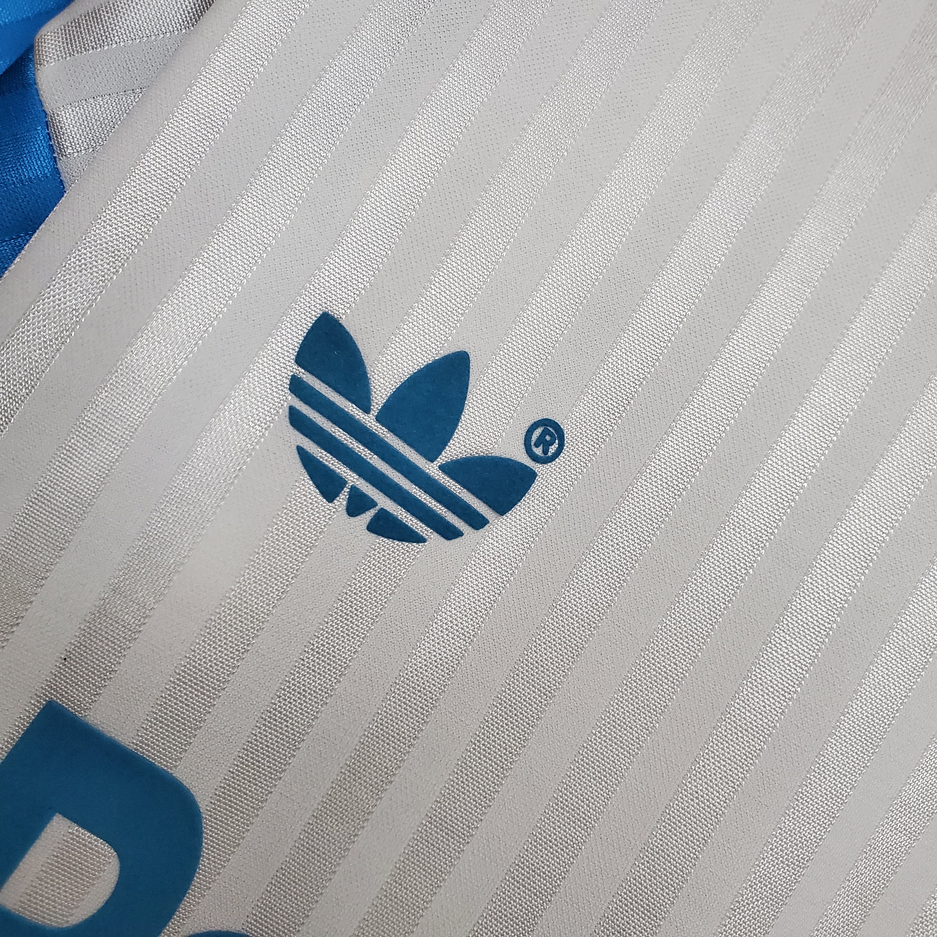 Olympique de Marseille 1990–1991 Hjemmedrakt