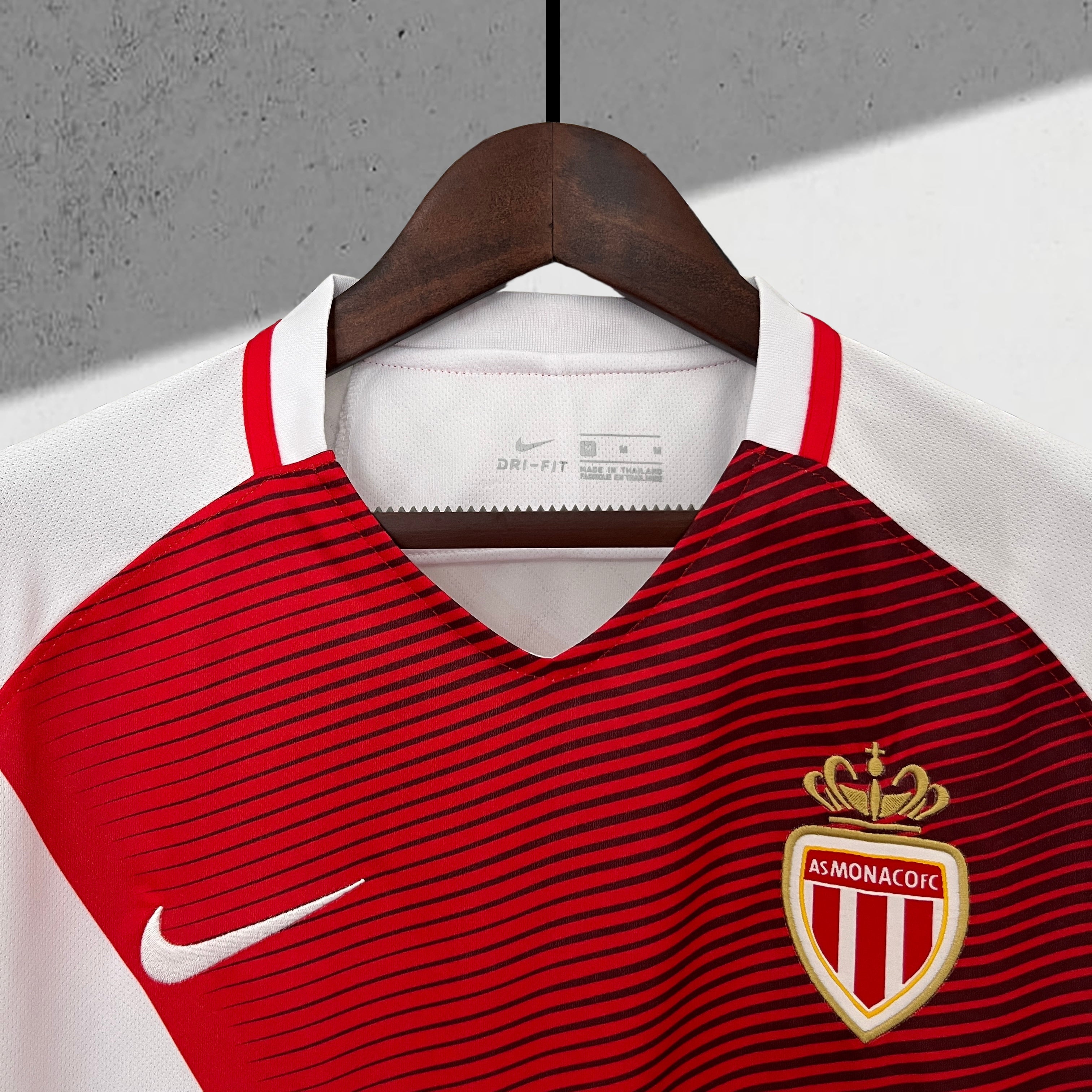 AS Monaco 2016–2017 Hjemmedrakt