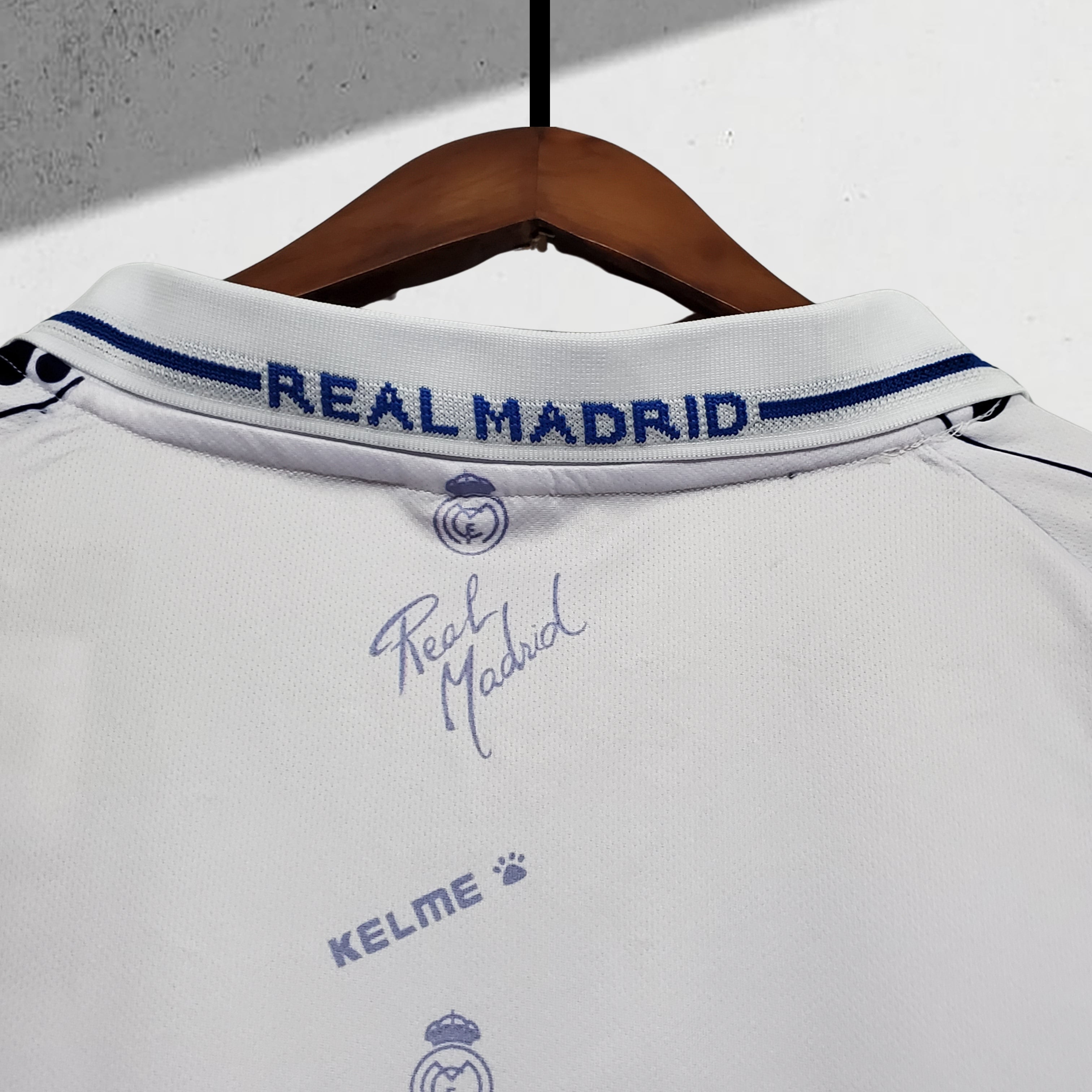 Real Madrid 1995–1996 Hjemmedrakt
