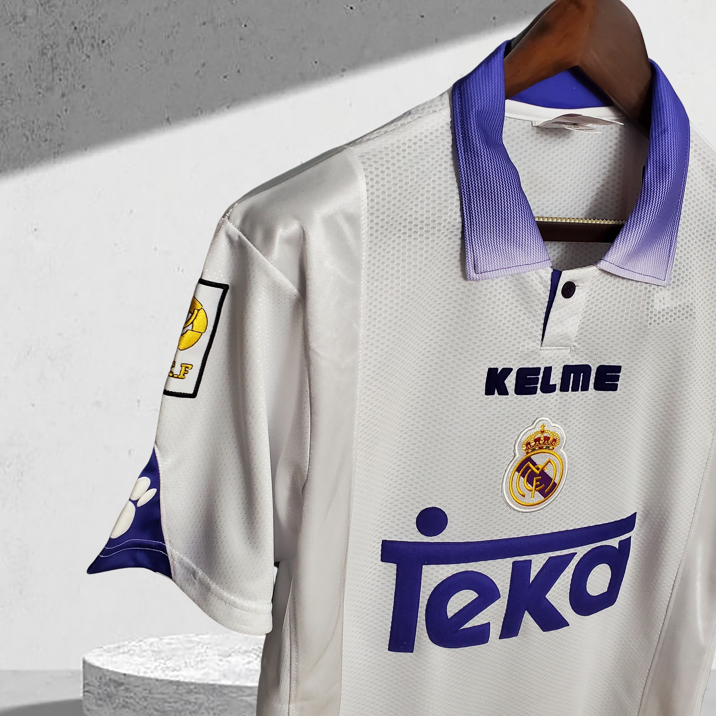 Real Madrid 1997–1998 Hjemmedrakt