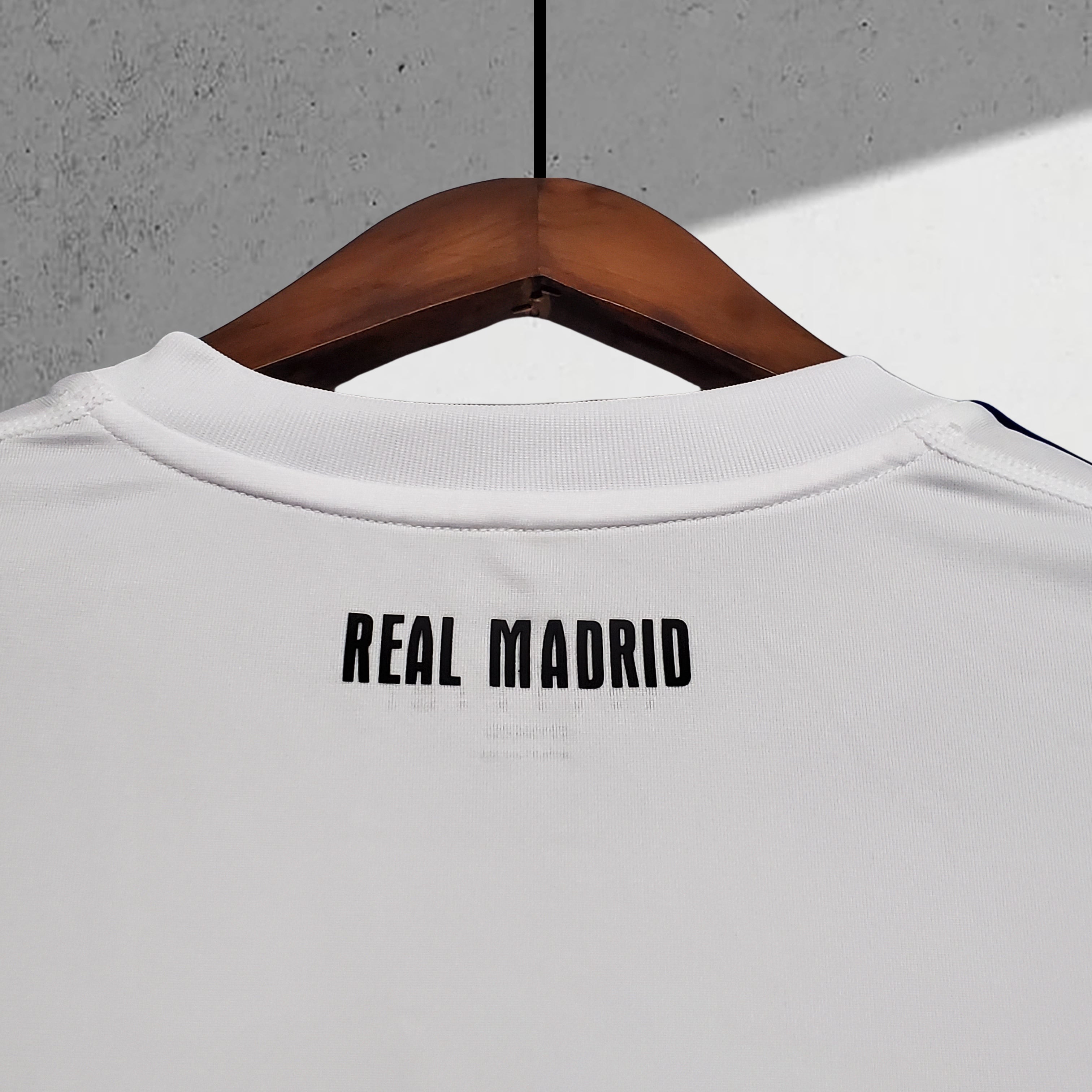 Real Madrid 2010–2011 Hjemmedrakt Langermet