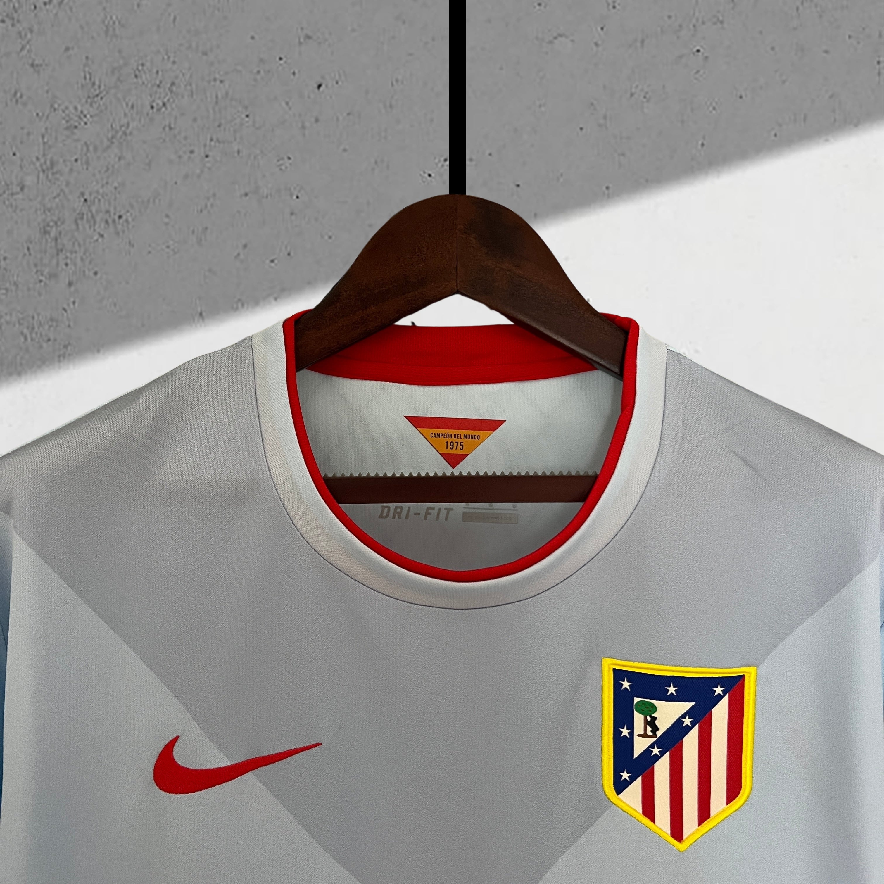 Atlético Madrid 2013–2014 Tredjedrakt