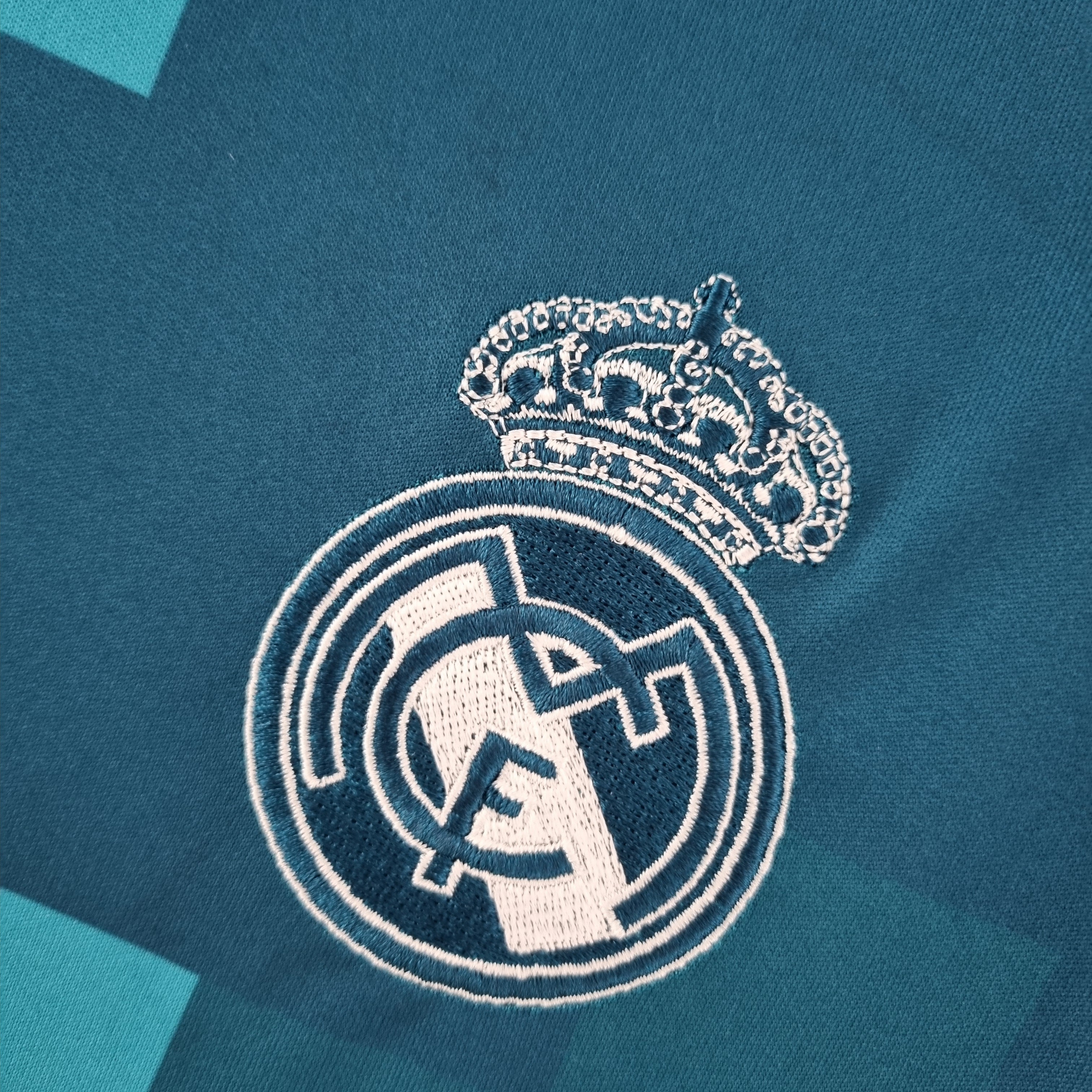 Real Madrid 2017–2018 Tredjedrakt Langermet
