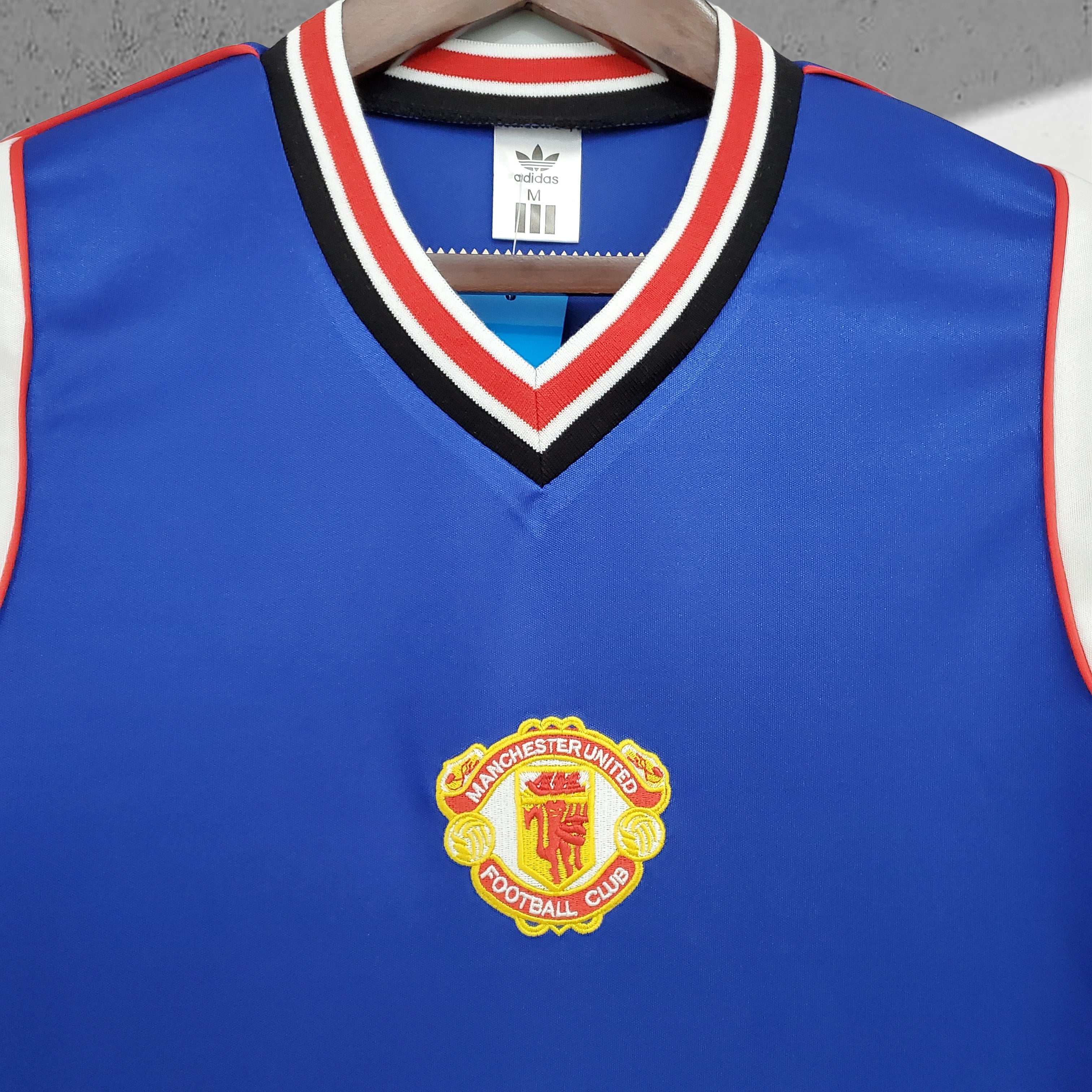 Manchester United 1985–1986 Bortedrakt