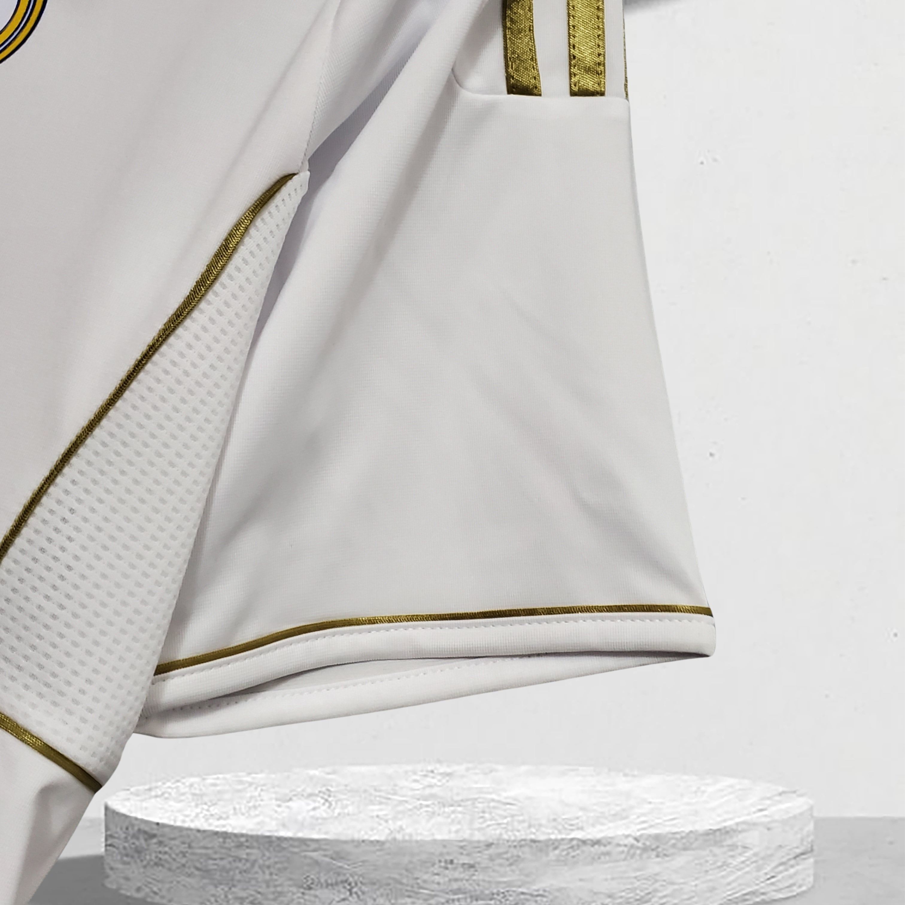 Real Madrid 2011–2012 Hjemmedrakt