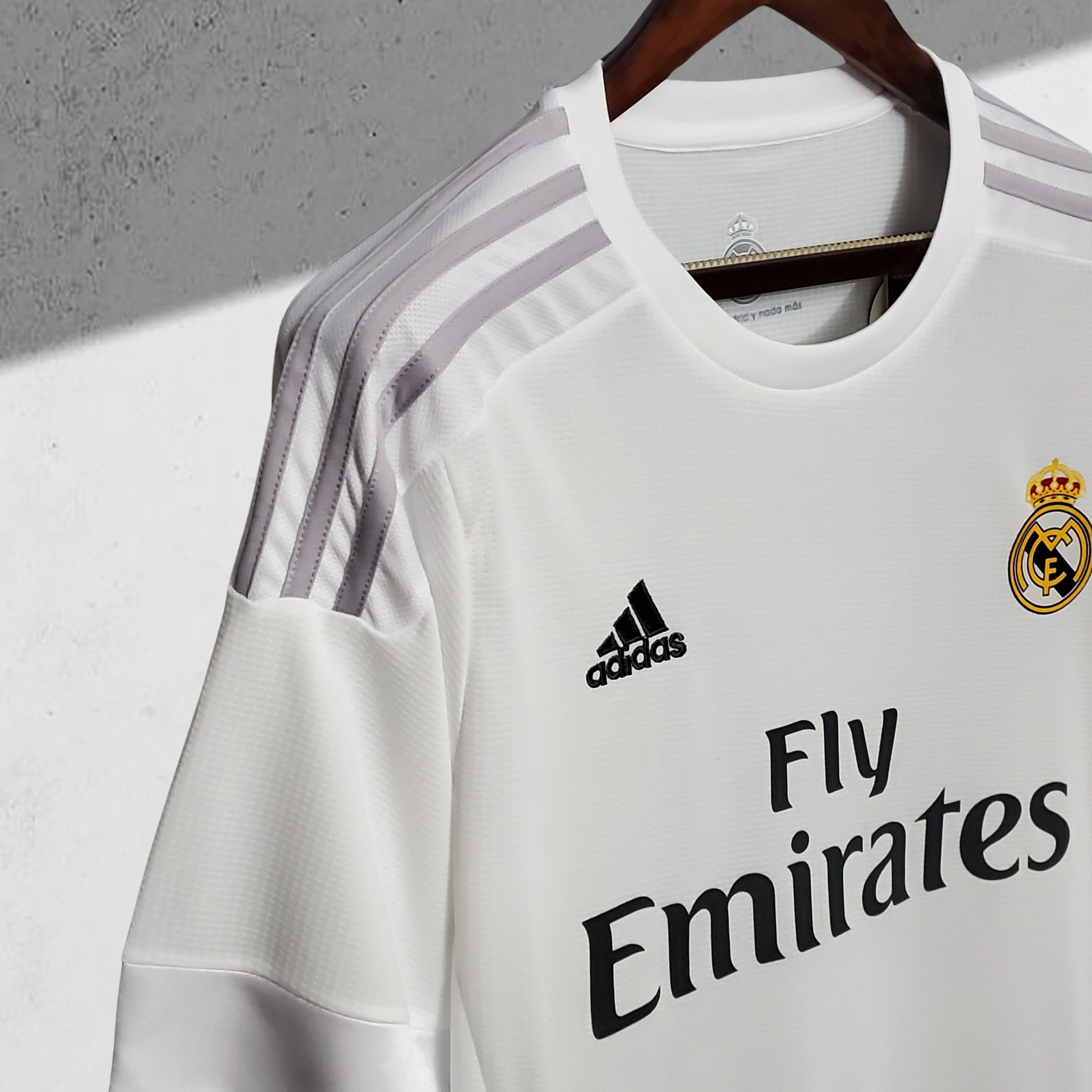 Real Madrid 2015–2016 hjemmedrakt