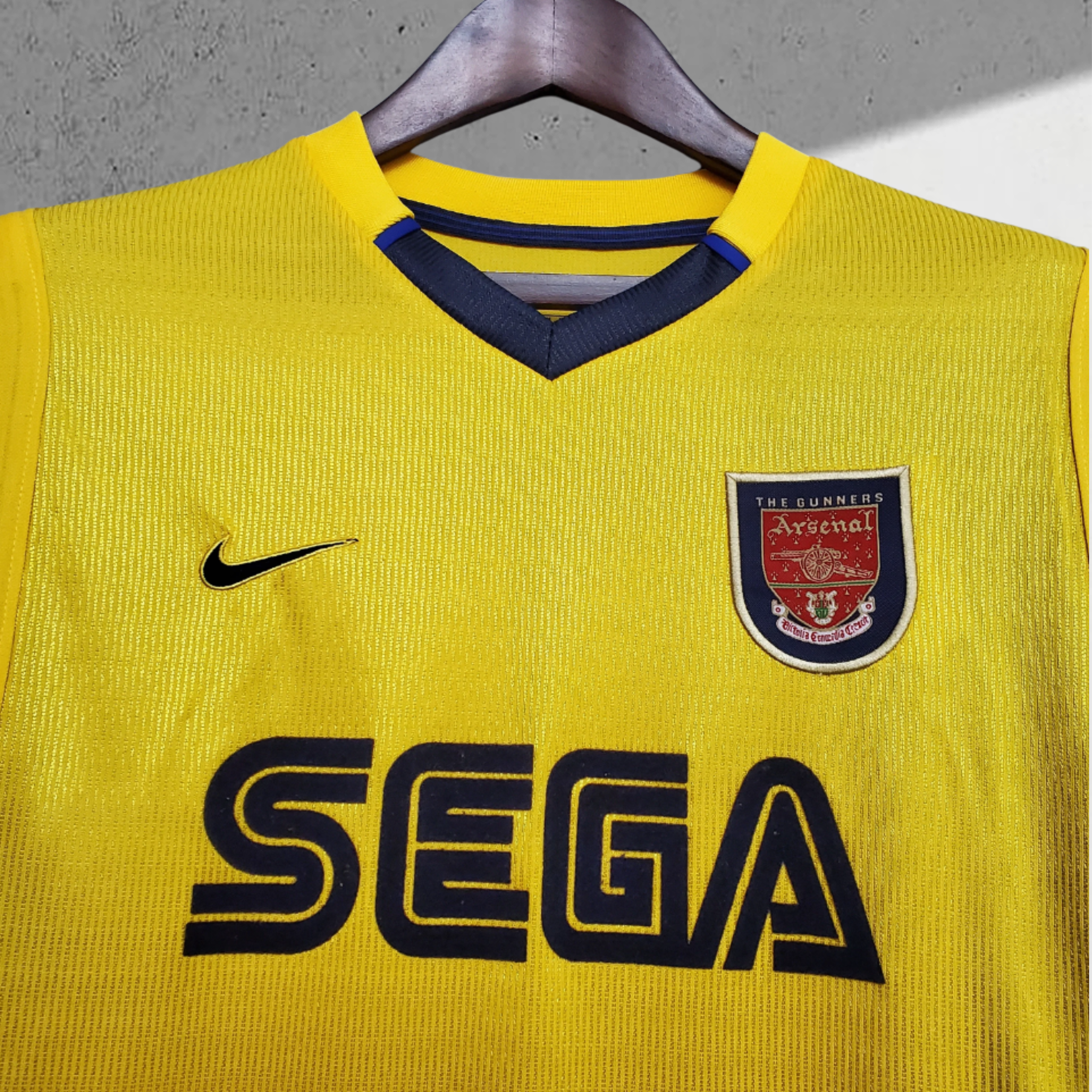 Arsenal 1999–2000 Bortedrakt