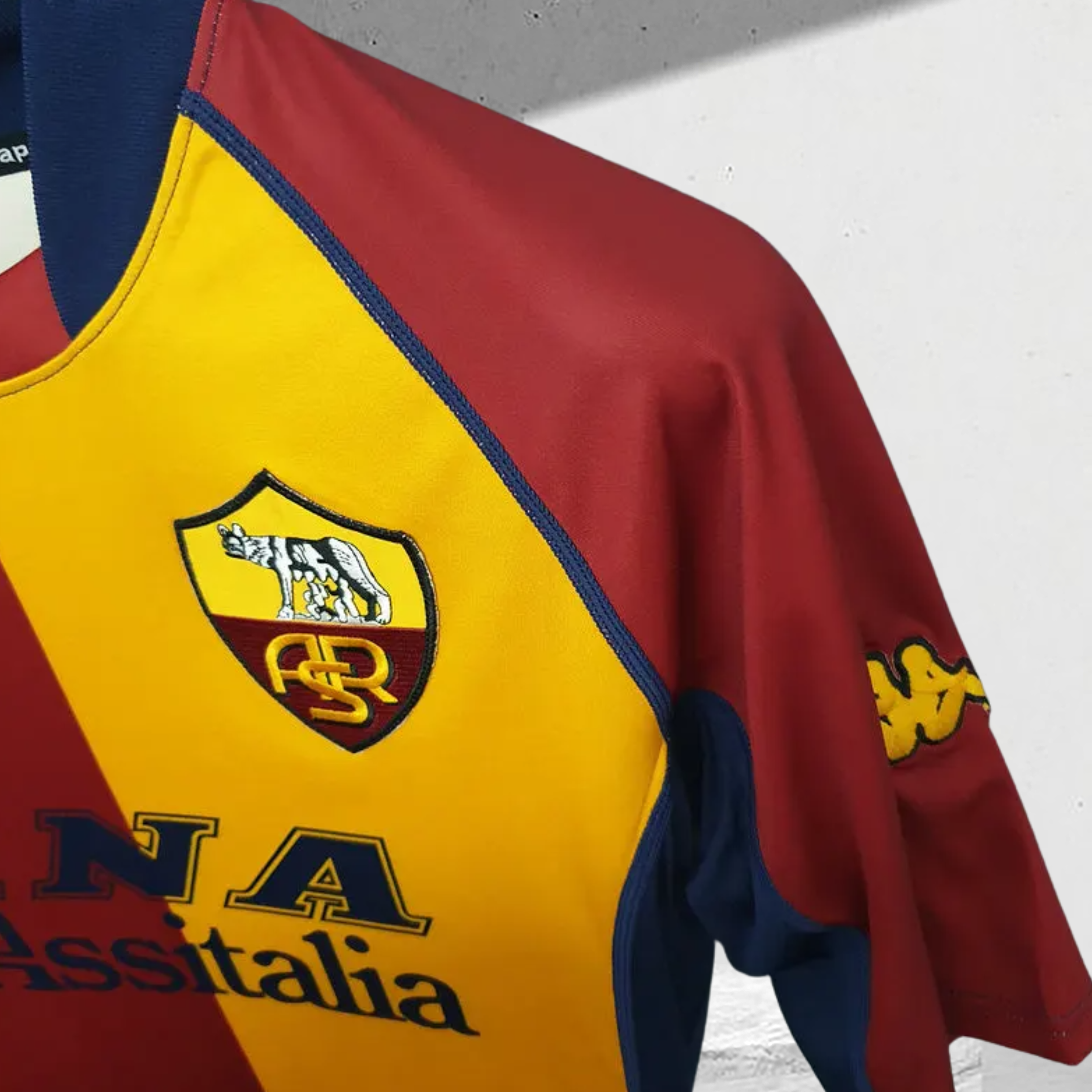AS Roma 2000–2001 Hjemmedrakt