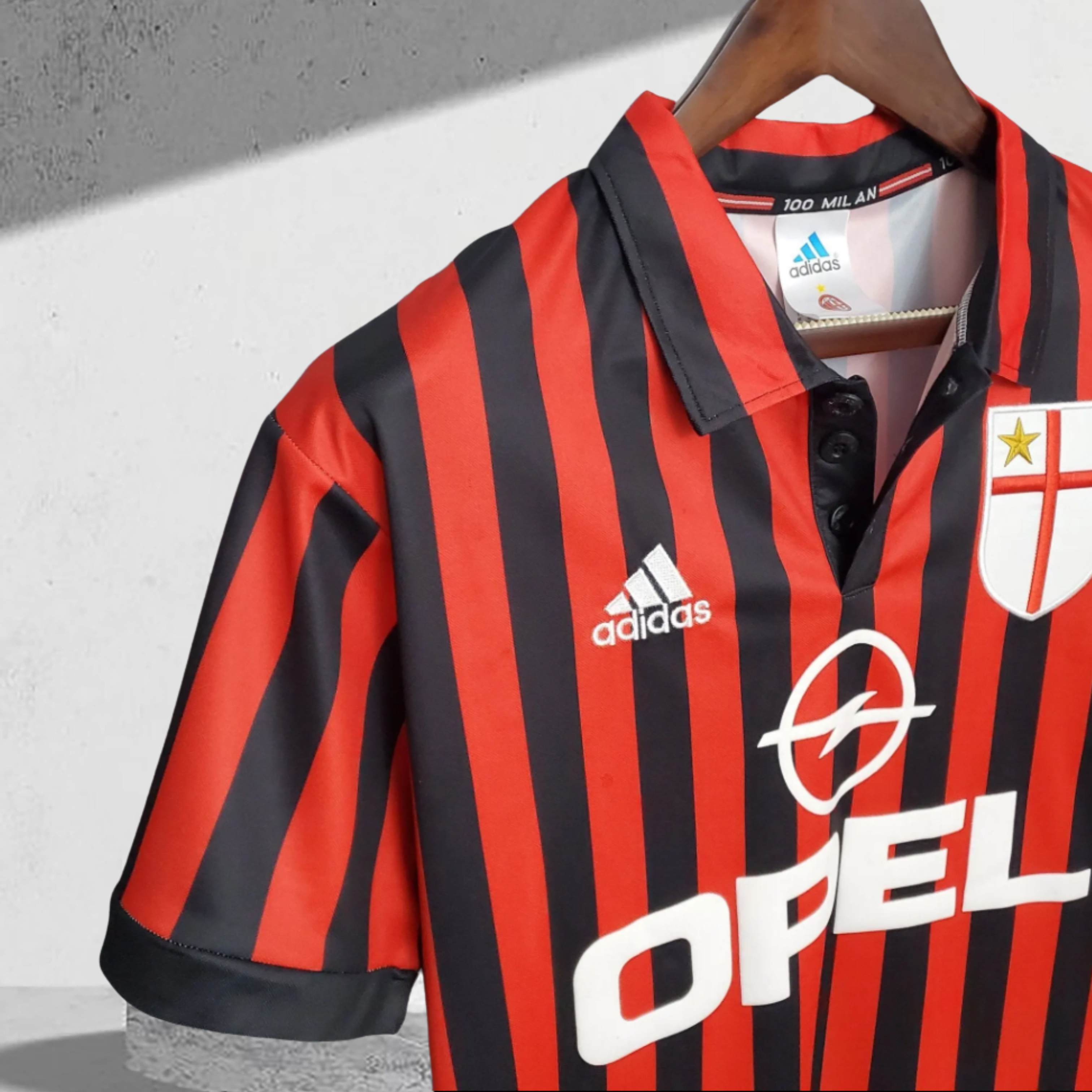 AC Milan 1999–2000 Hjemmedrakt