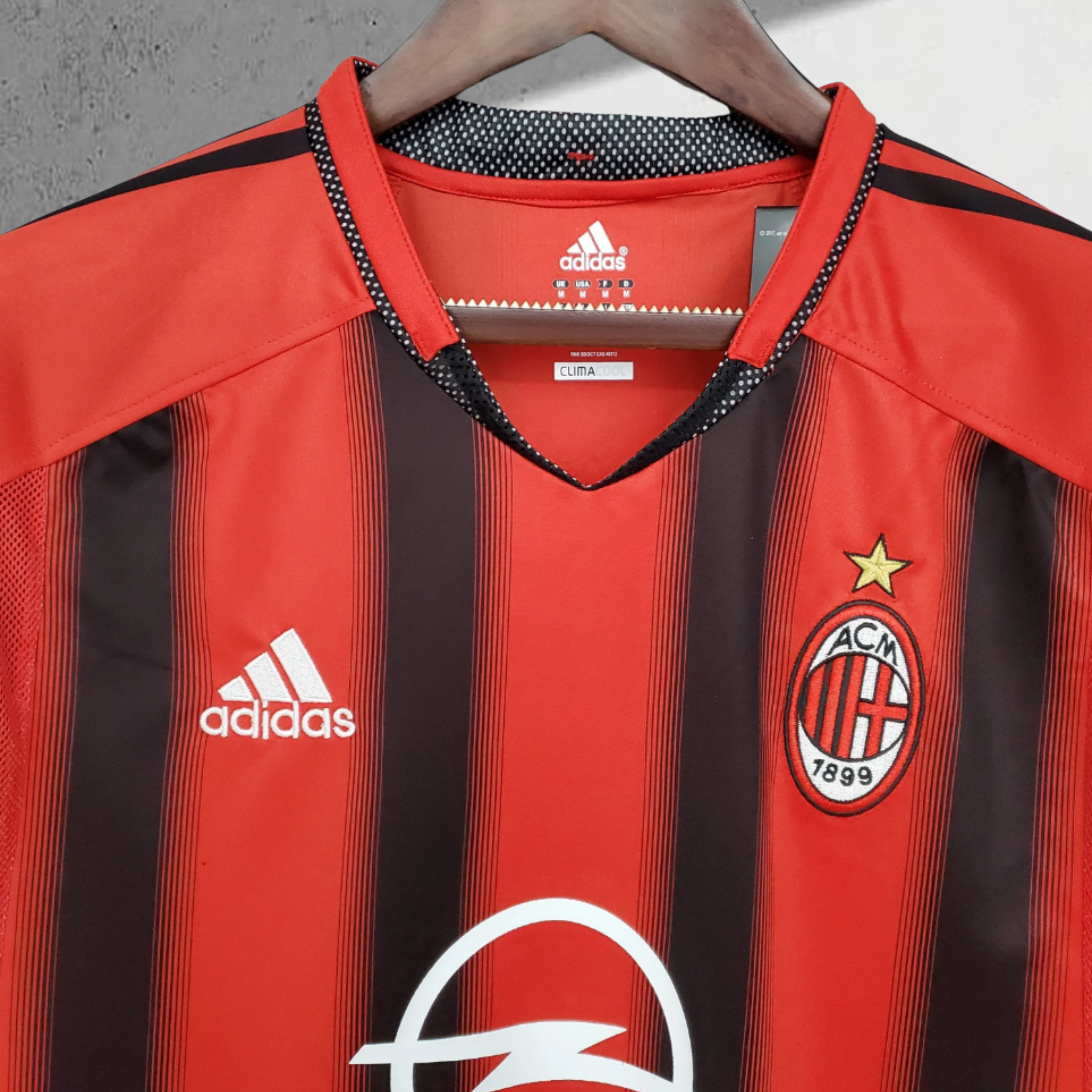 AC Milan 2004–2005 Hjemmedrakt