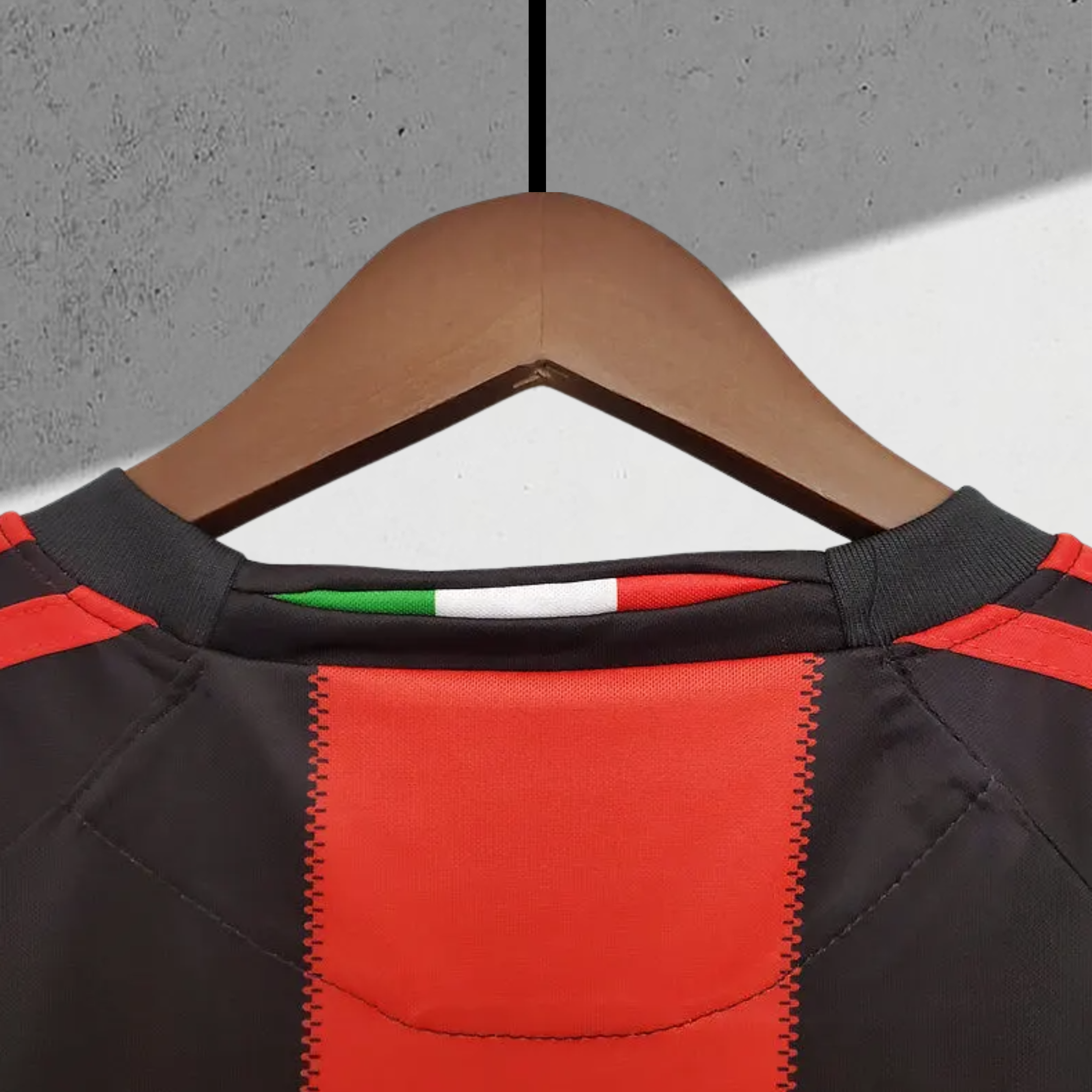 AC Milan 2010–2011 Hjemmedrakt