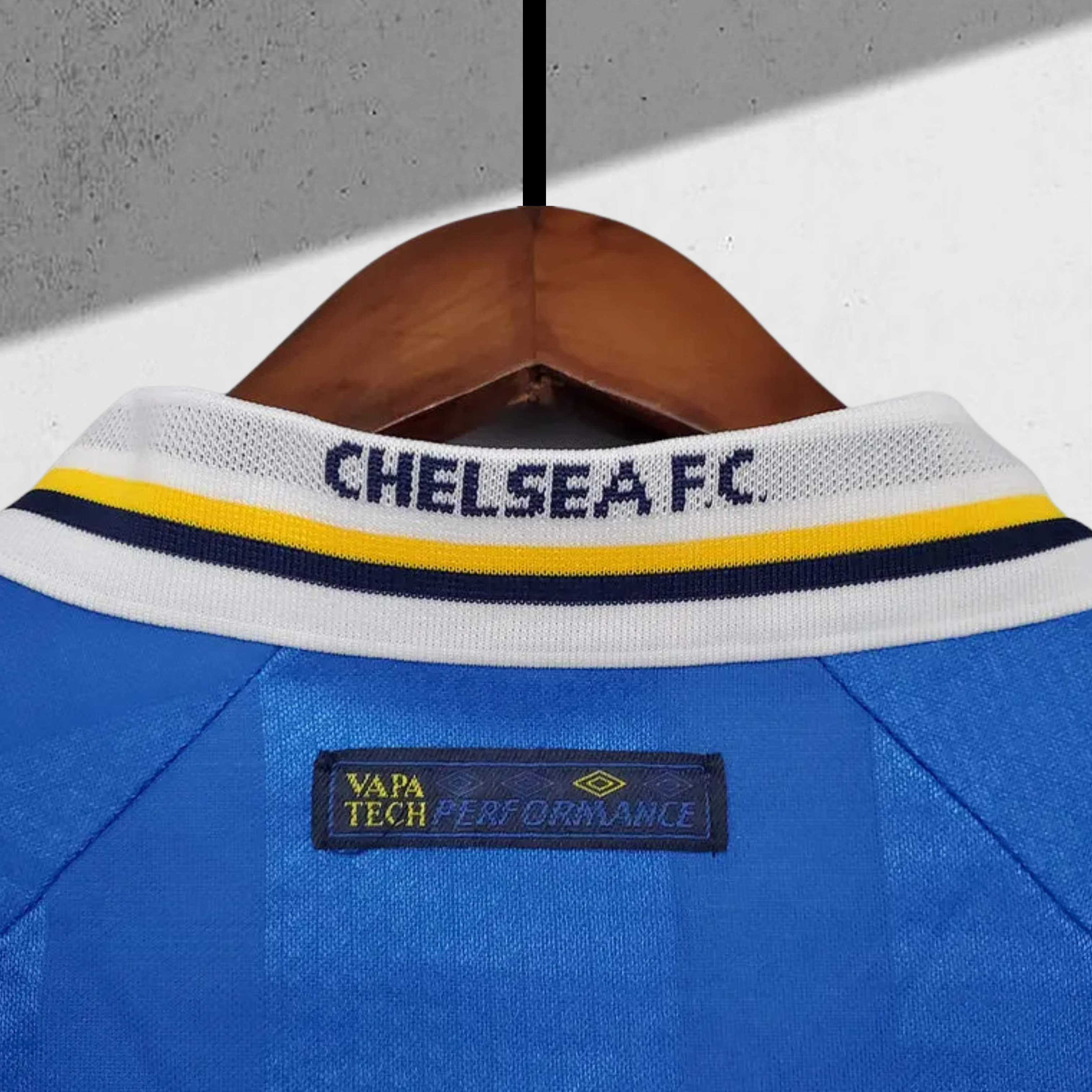 Chelsea 1998–1999 Hjemmedrakt