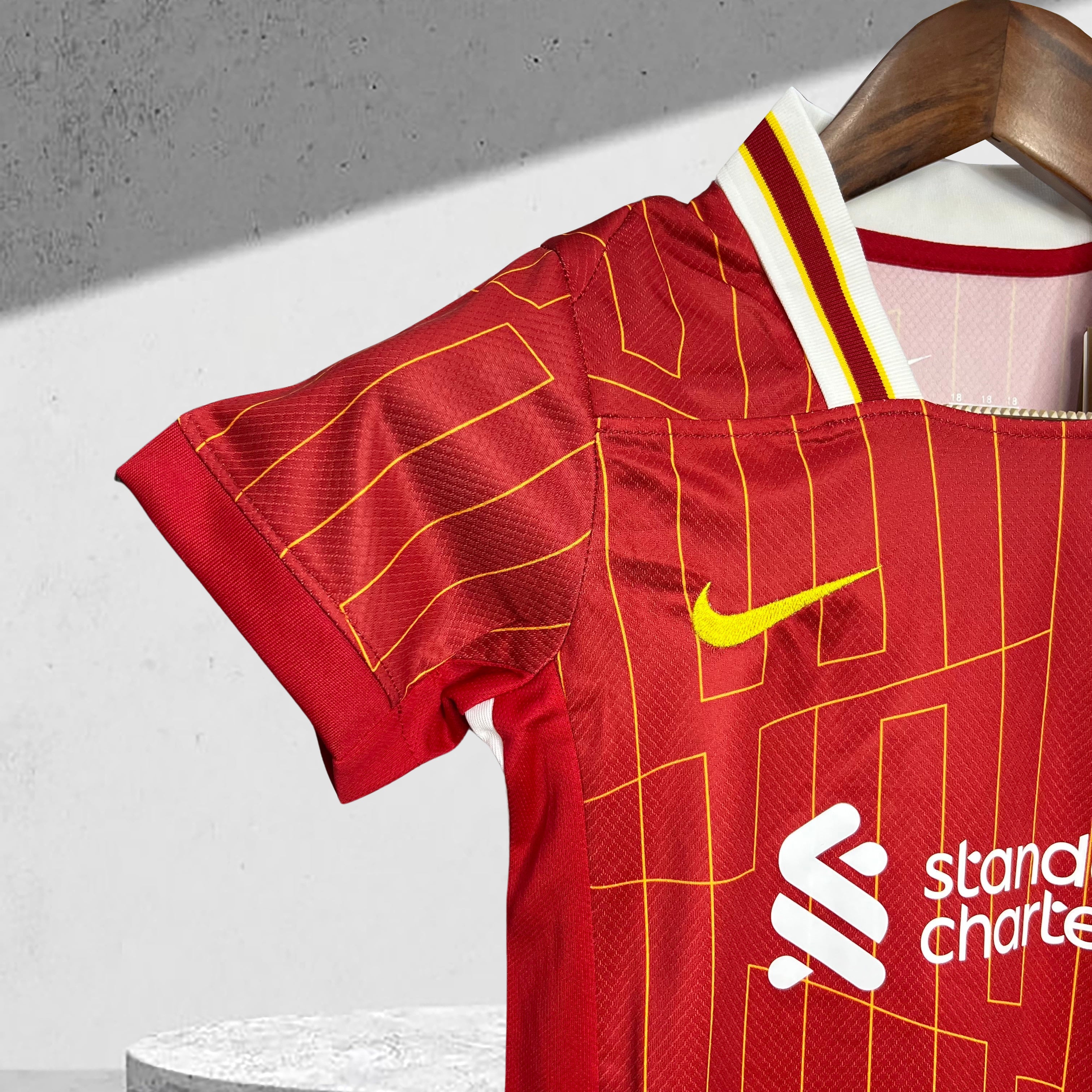 Liverpool 2024–2025 Hjemmedrakt Mini-Kit Barn