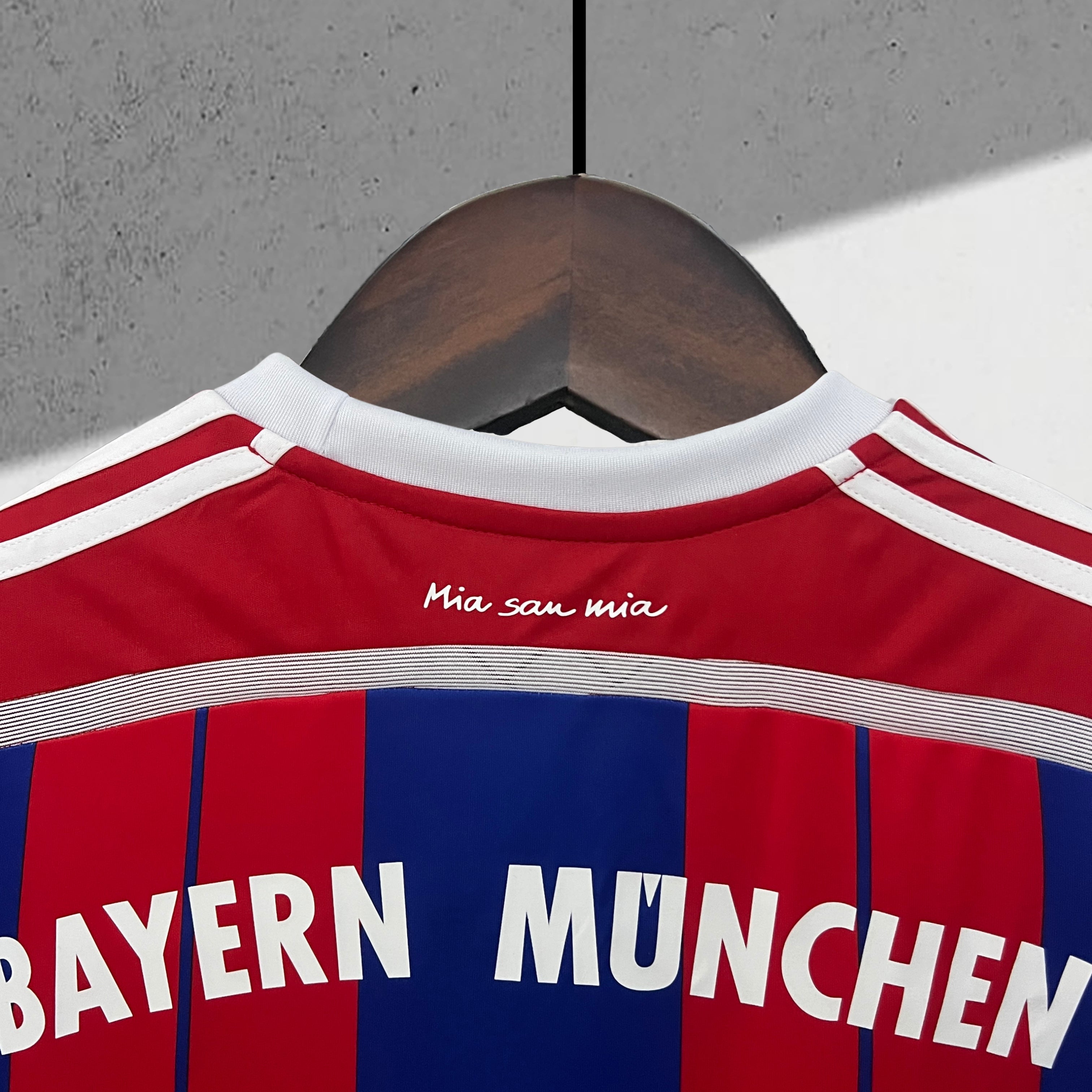 Bayern München 2014–2015 Hjemmedrakt