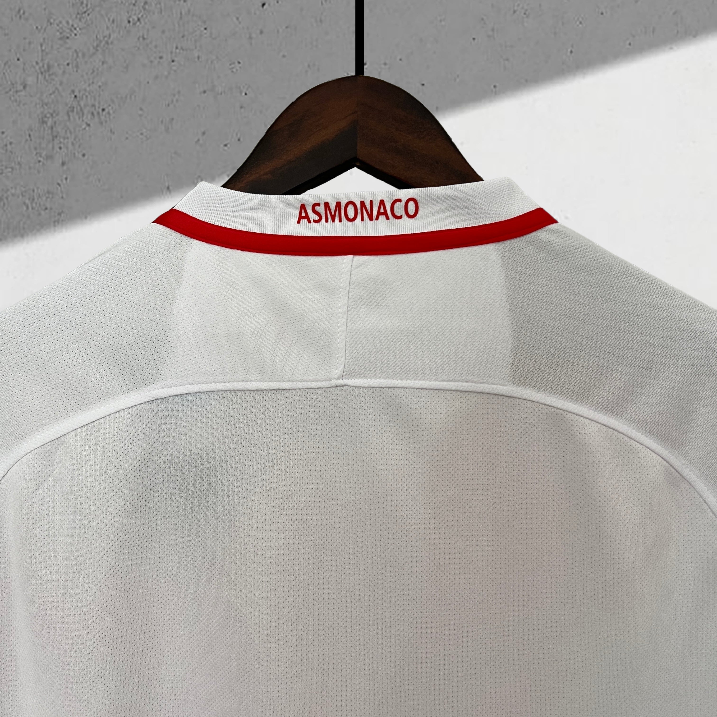 AS Monaco 2016–2017 Hjemmedrakt