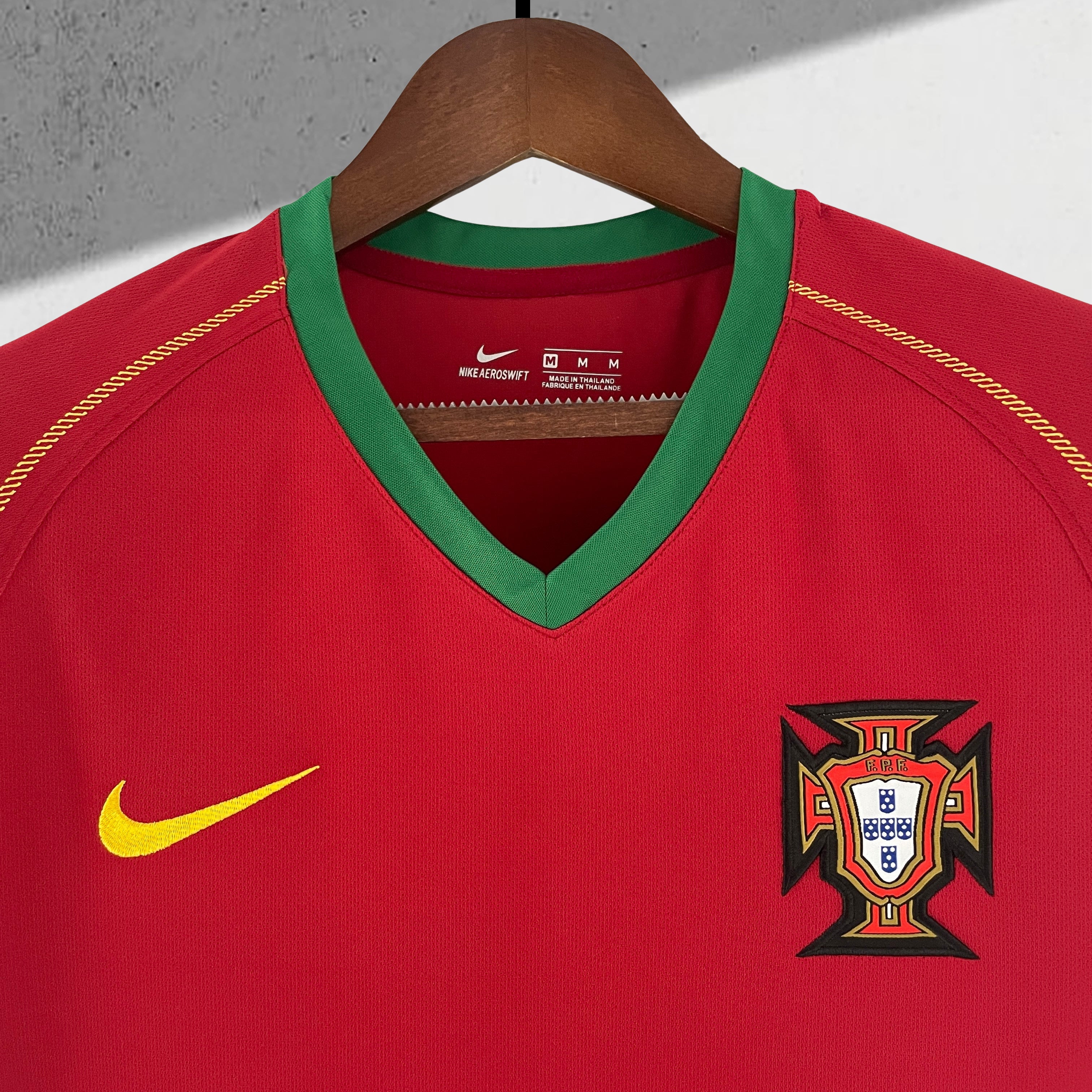 Portugals VM 2006 Hjemmedrakt