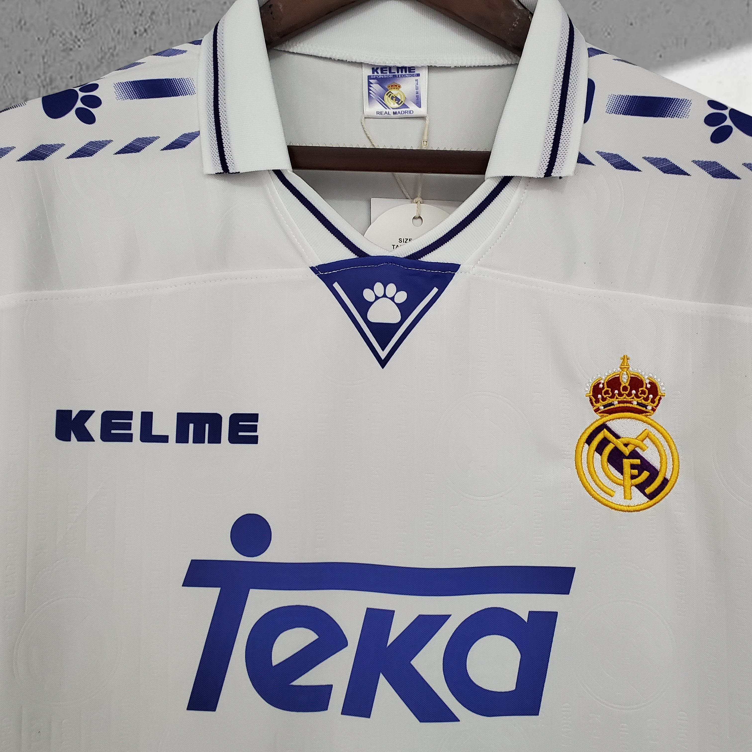 Real Madrid 1996–1997 Hjemmedrakt