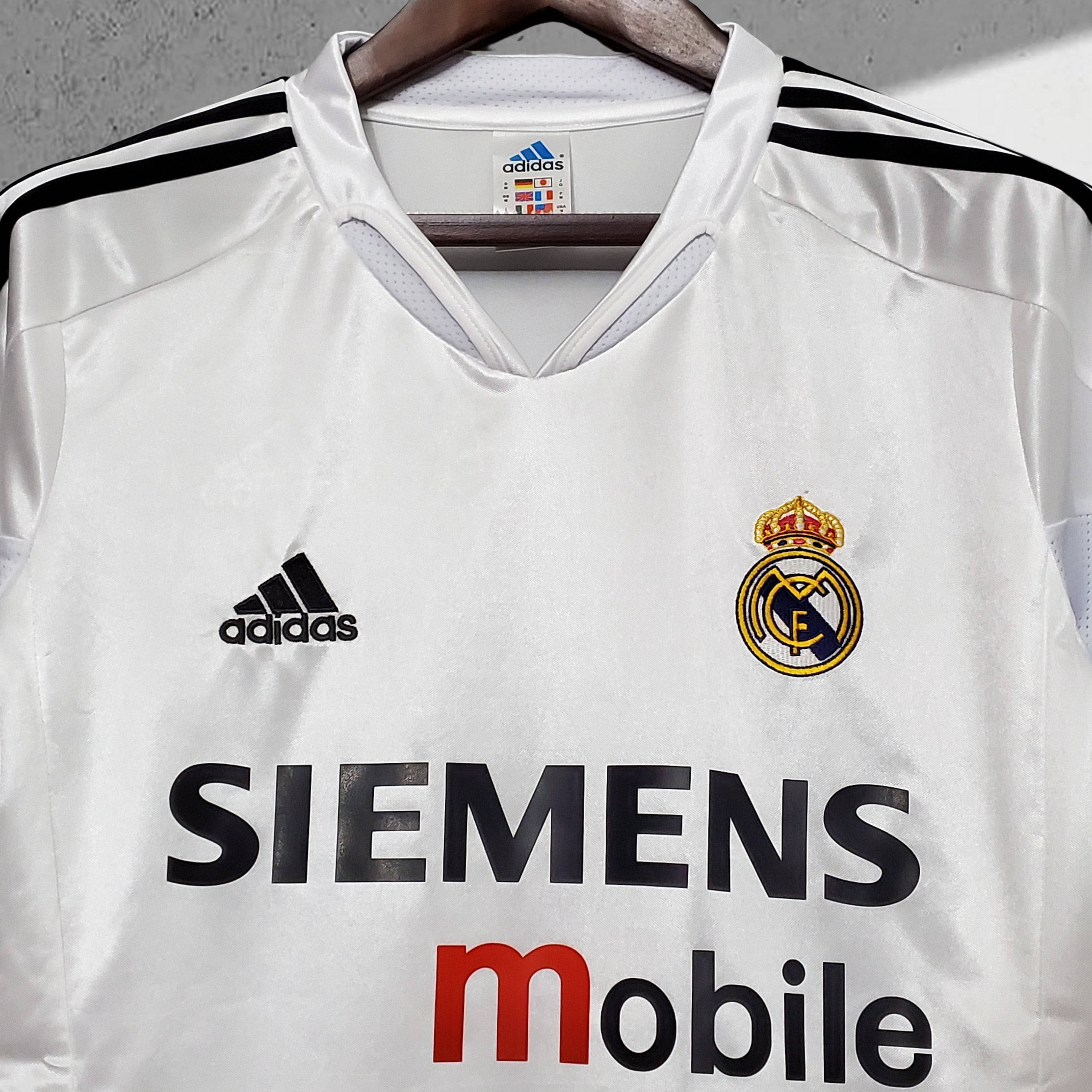 Real Madrid 2004–2005 Hjemmedrakt