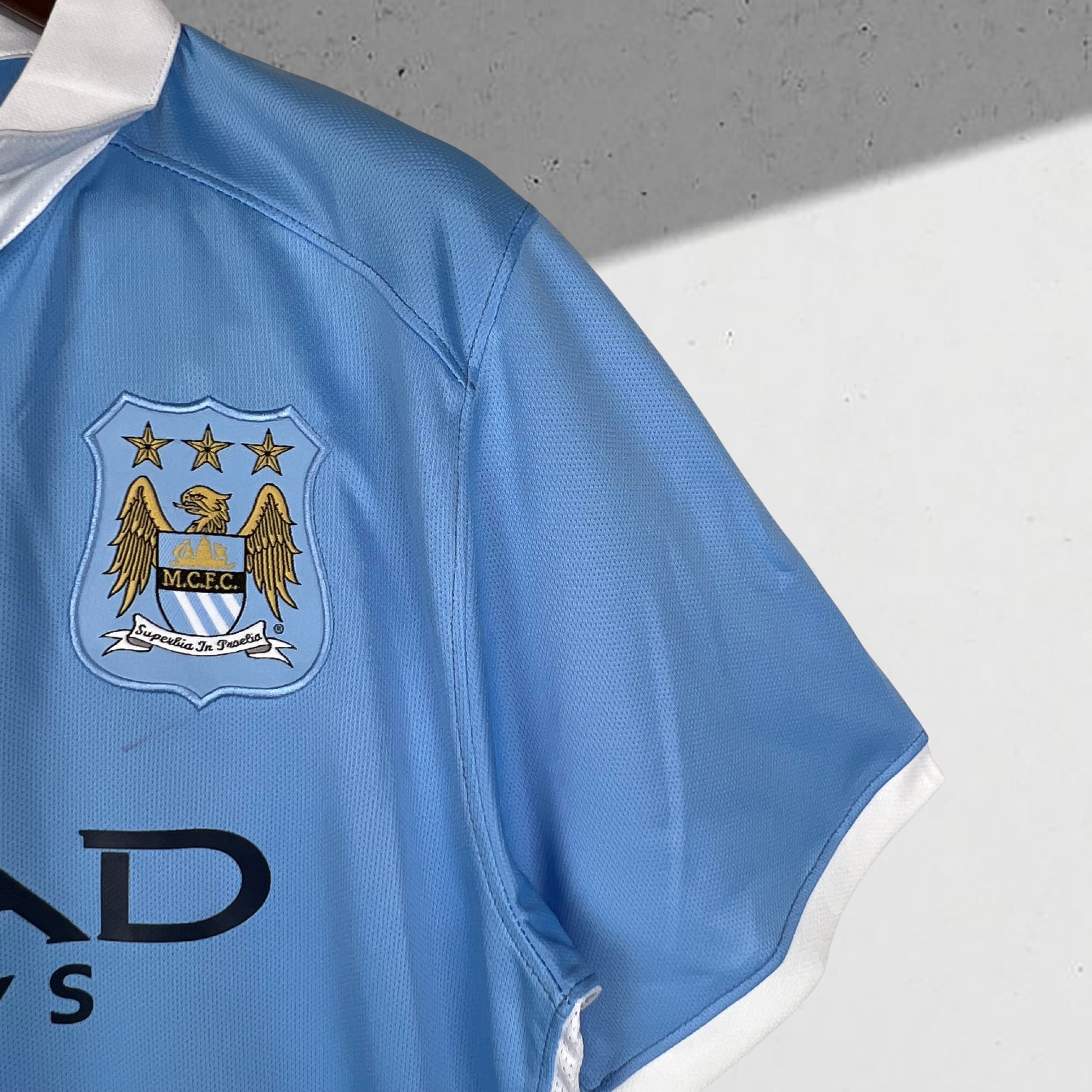 Manchester City 2015–2016 Hjemmedrakt