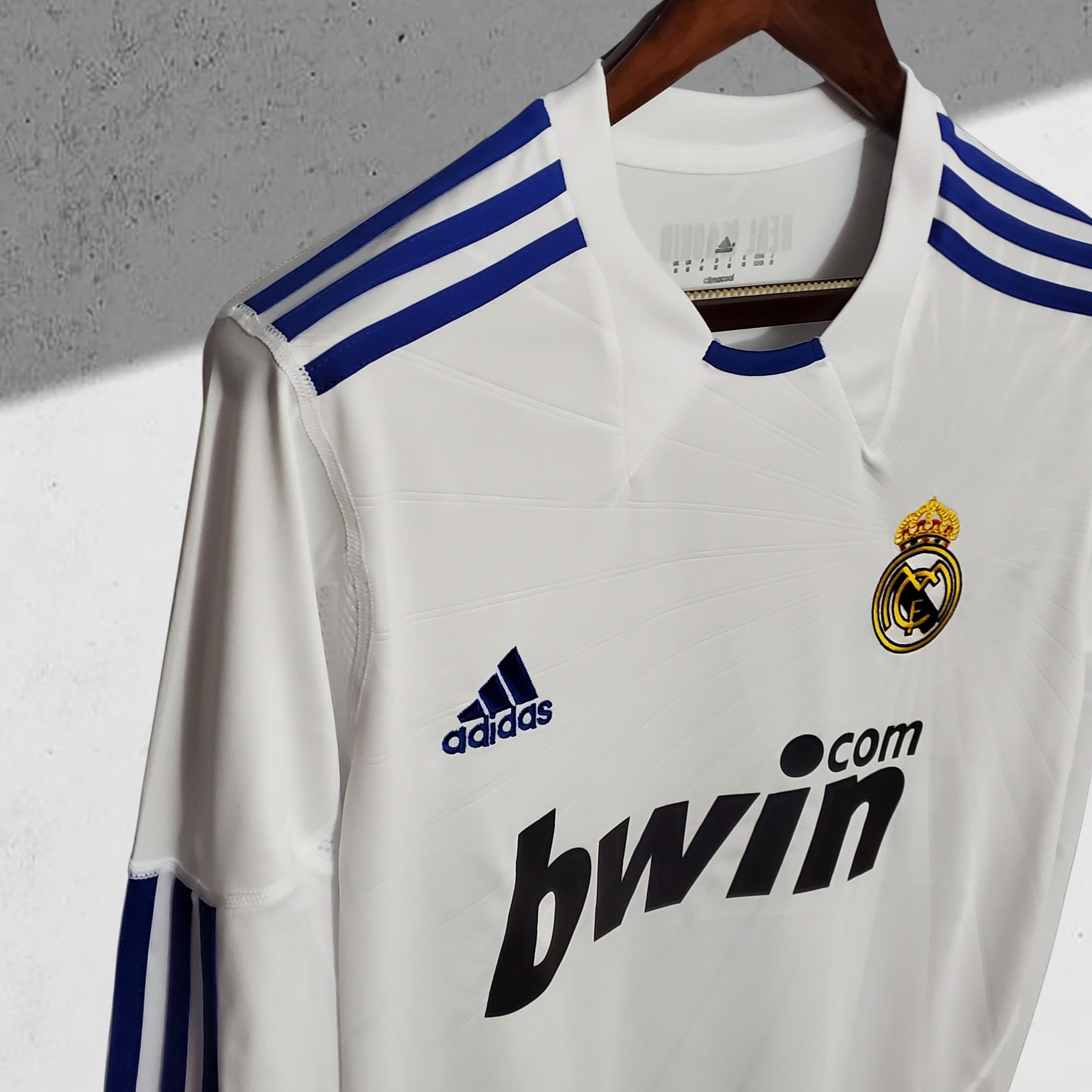 Real Madrid 2010–2011 Hjemmedrakt Langermet