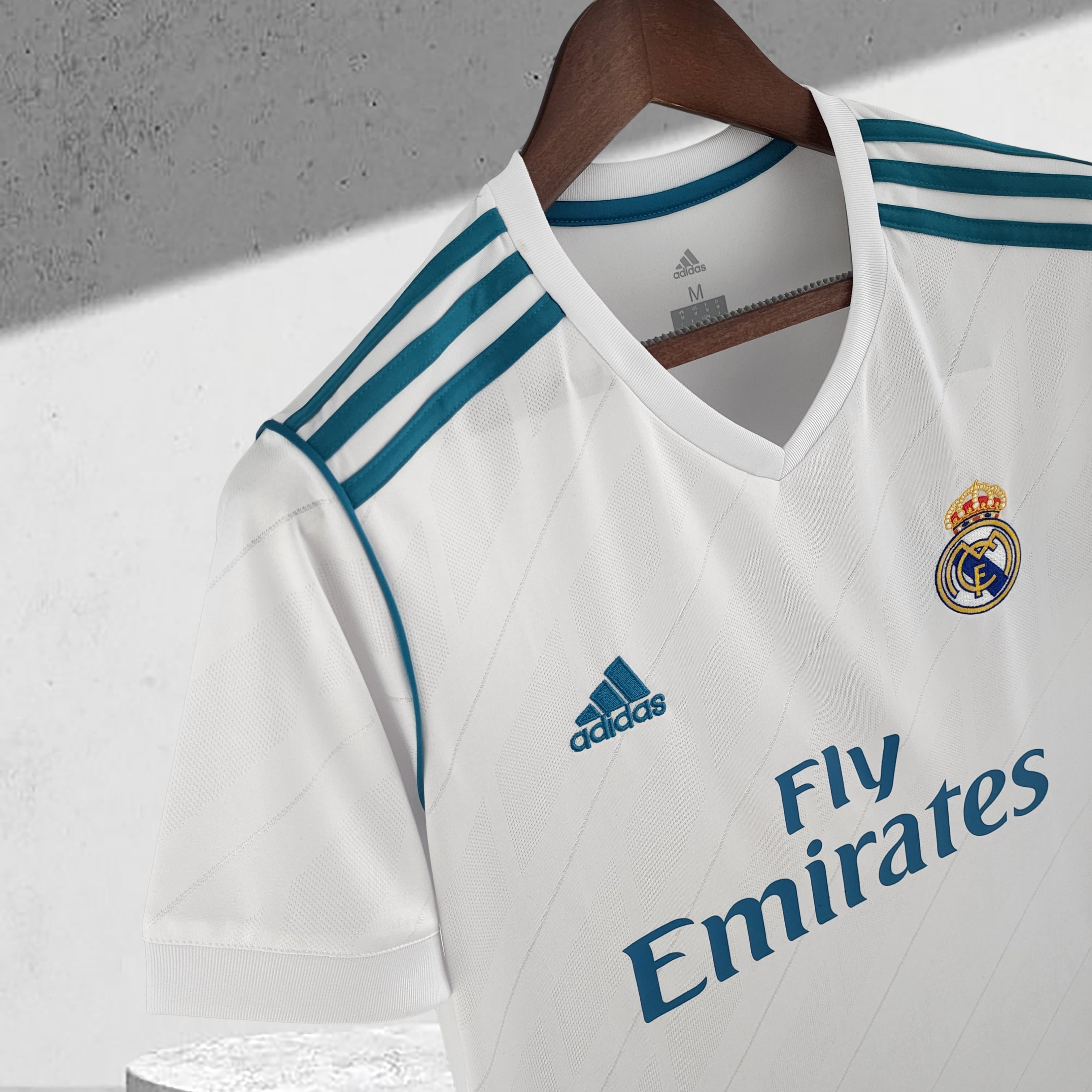 Real Madrid 2017–2018 Hjemmedrakt