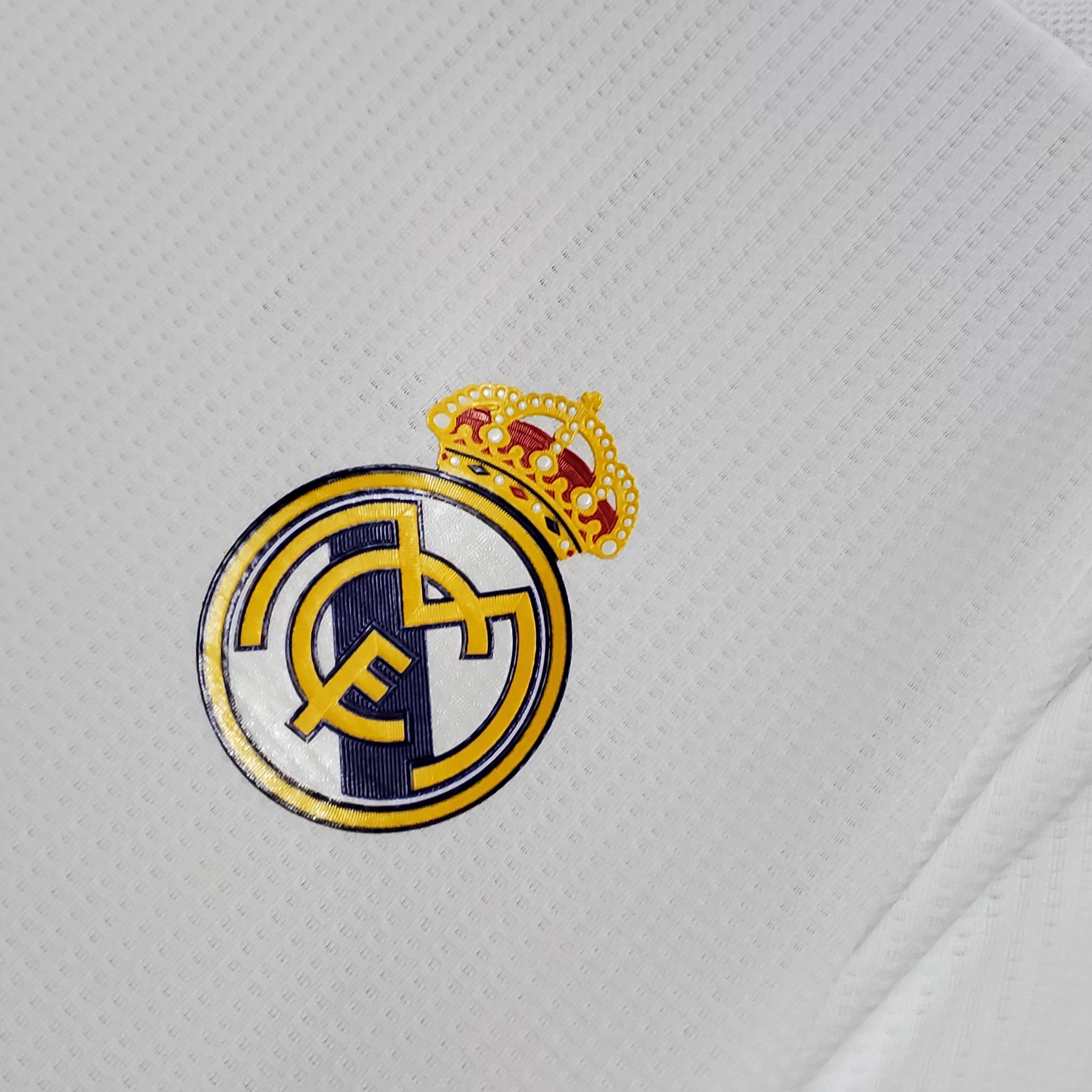 Real Madrid 2015–2016 hjemmedrakt