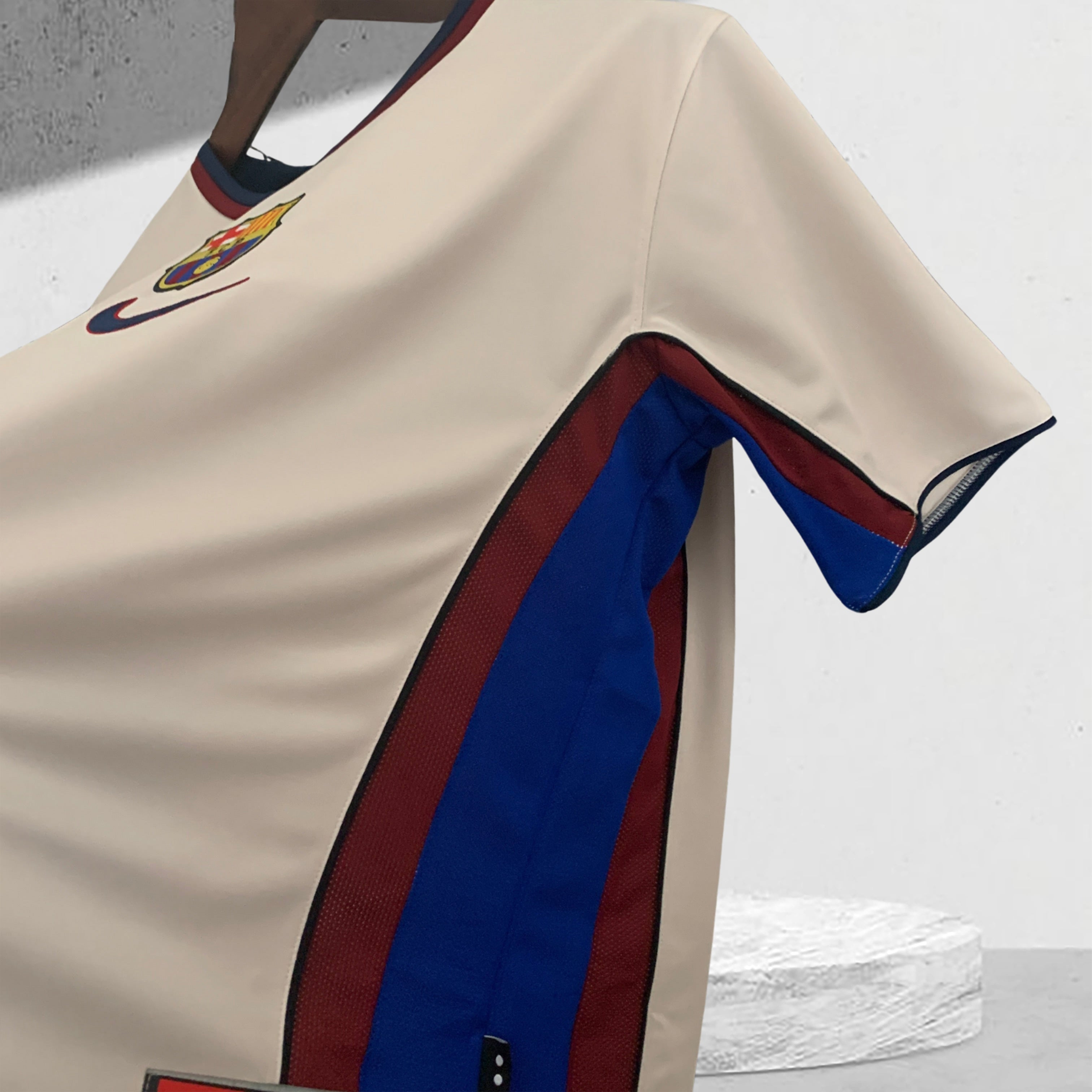 Barcelona 1998–1999 Bortedrakt