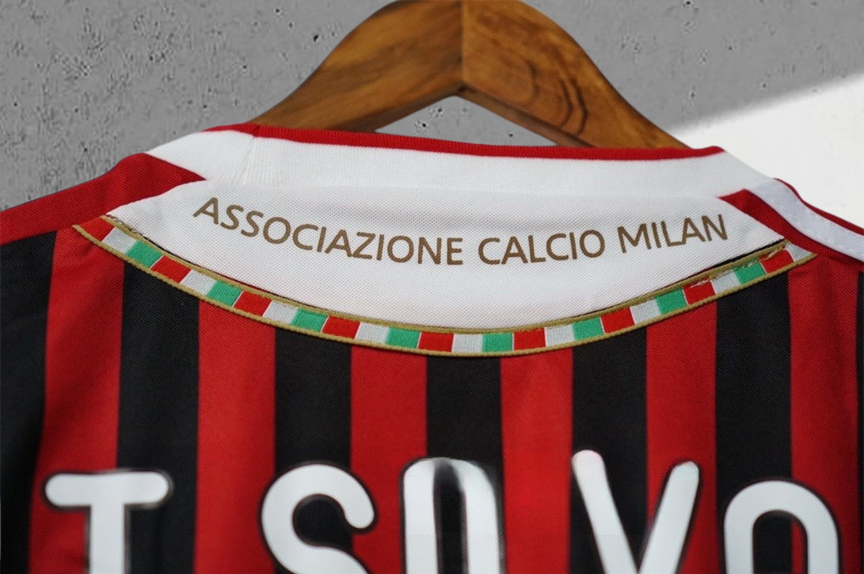 AC Milan 2011–2012 Hjemmedrakt