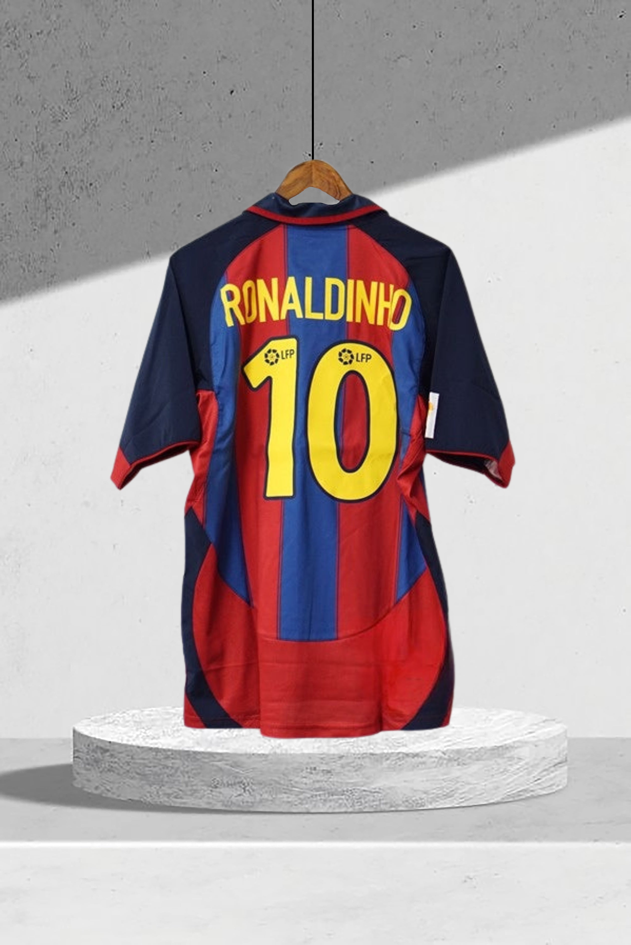 Barcelona 2003–2004 Hjemmedrakt